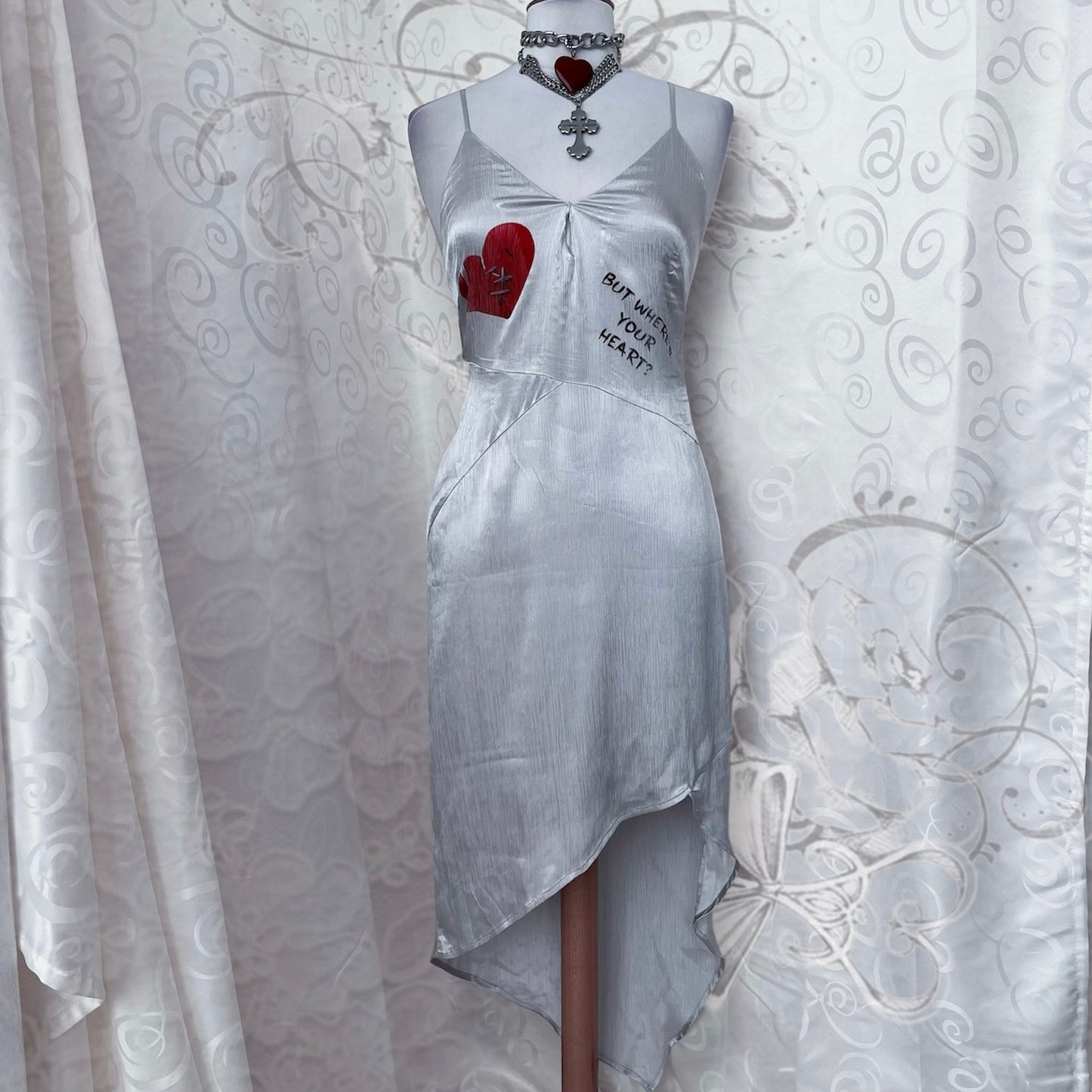 Where's your heart Reworked dress 💔