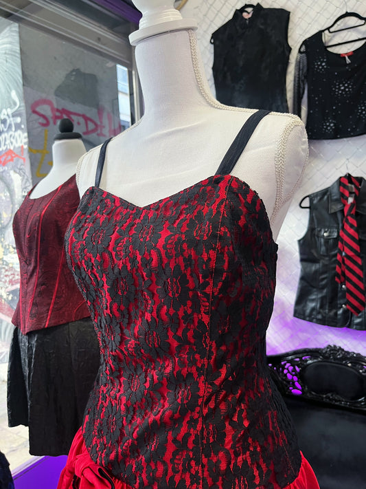Gothic vampire lacey & satin red prom dress 🫀