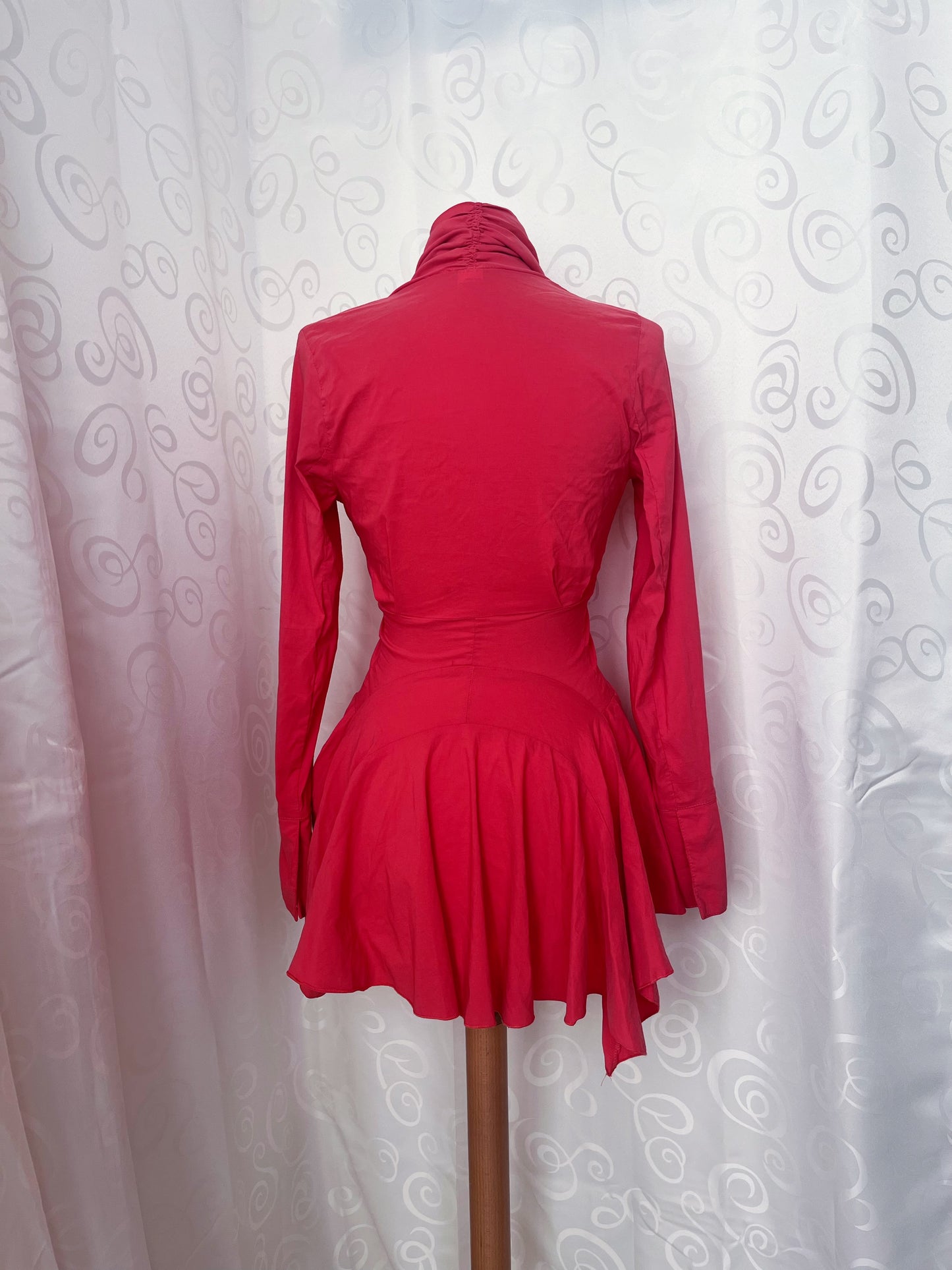 00’s victorian/theatrical style coral shirt ❤️🕷️