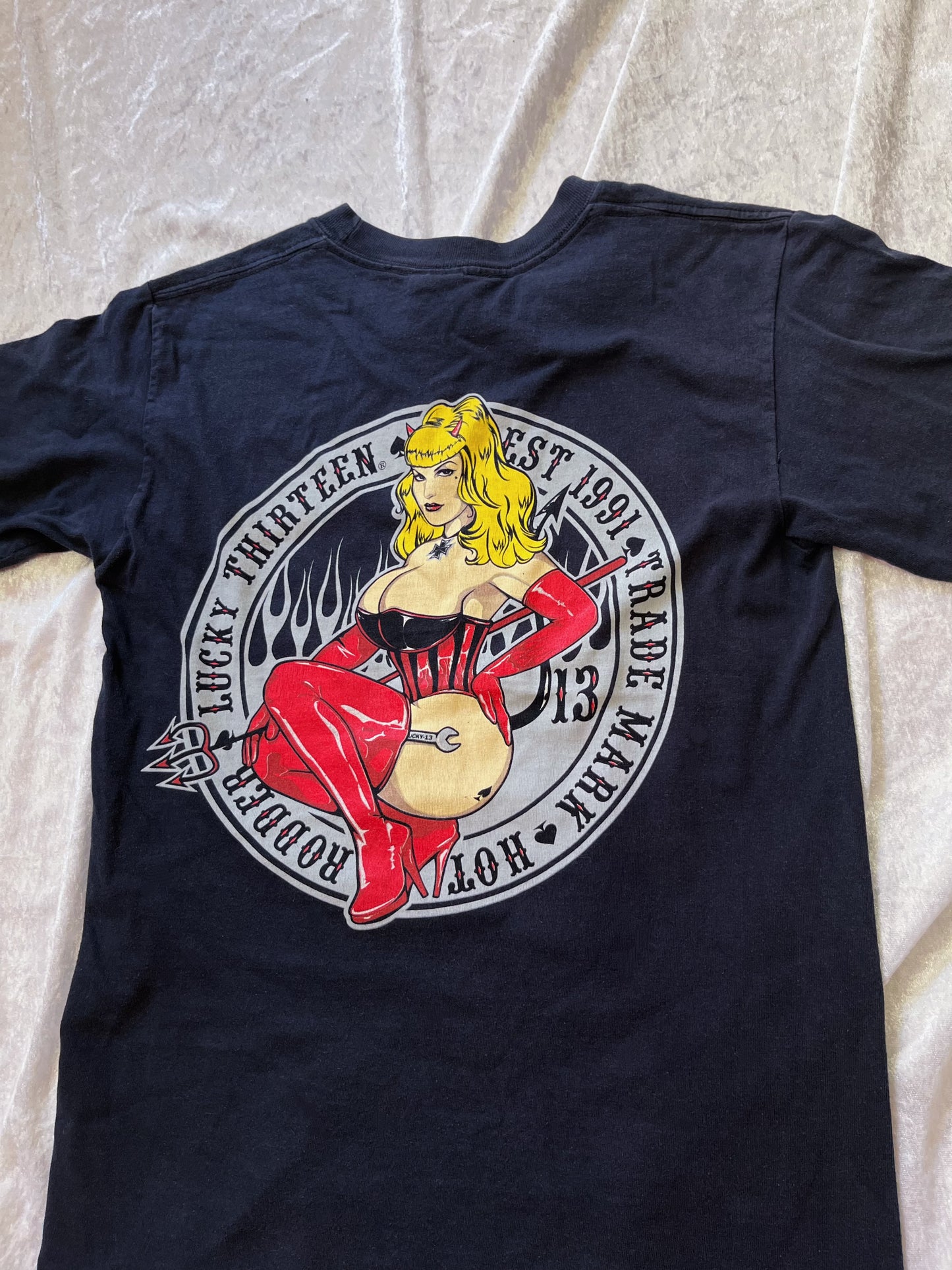 00’s Lucky 13 alt trade mark tee 😈