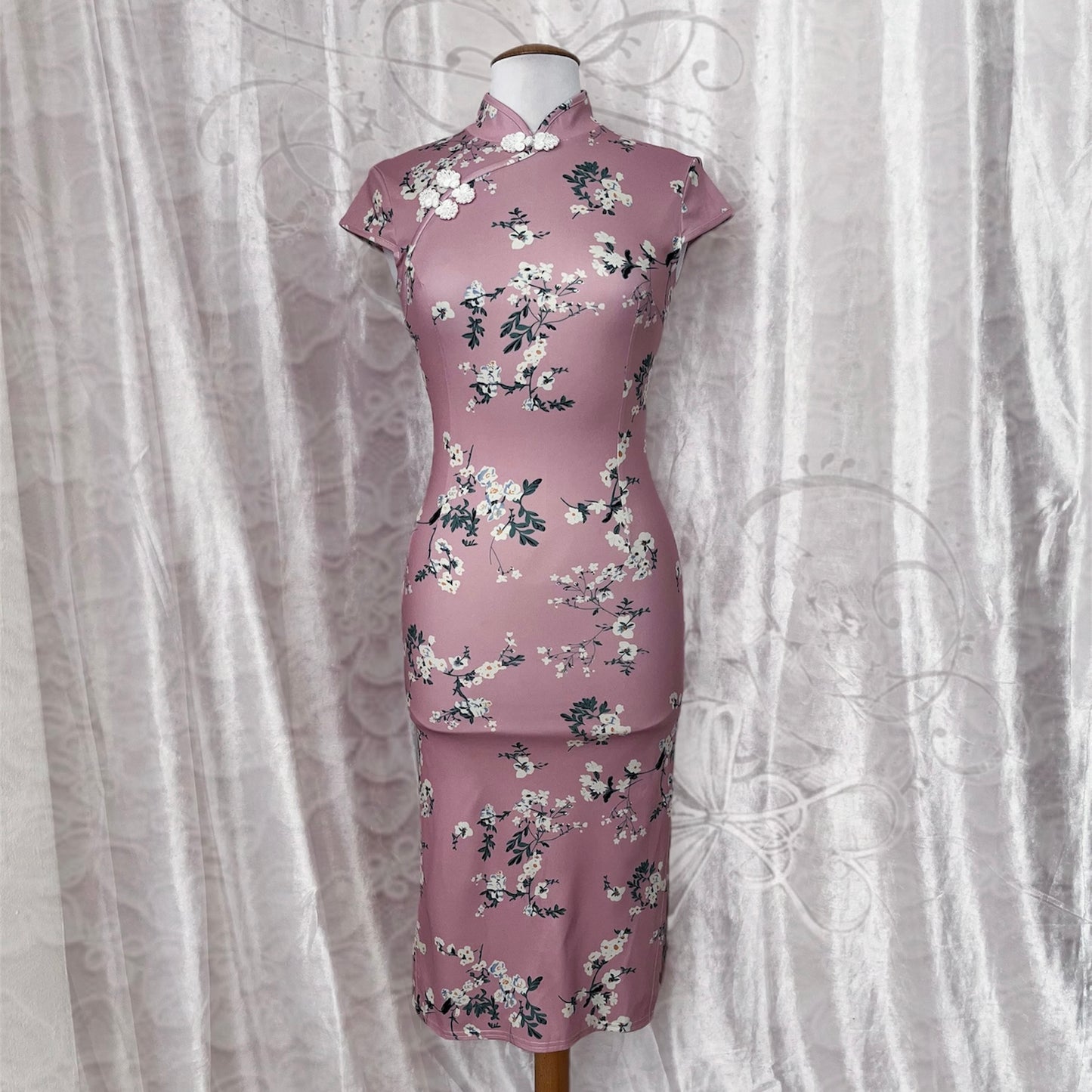 Chinese modern pink Qipao dress ππ