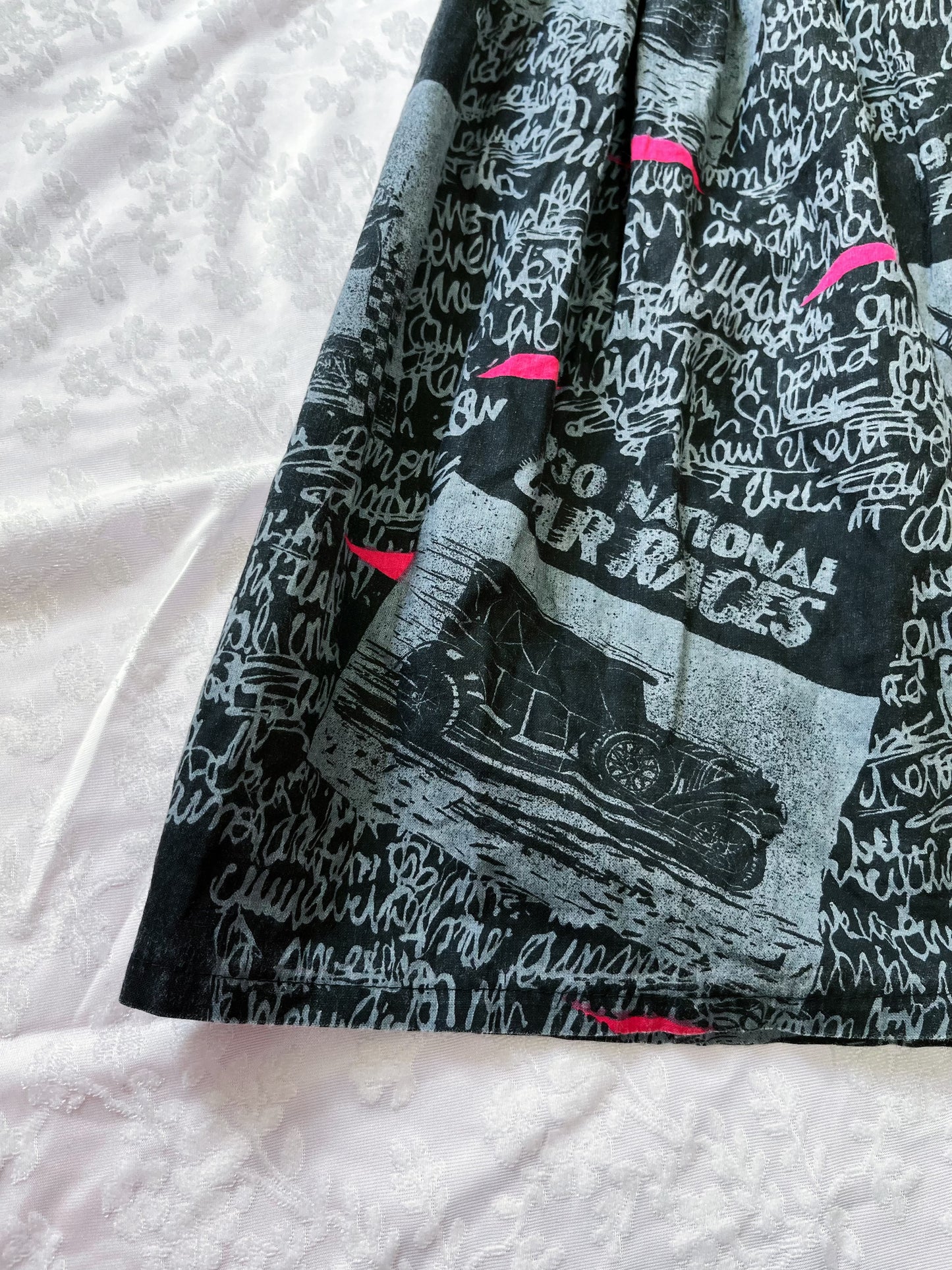 Iconic graphic skirt