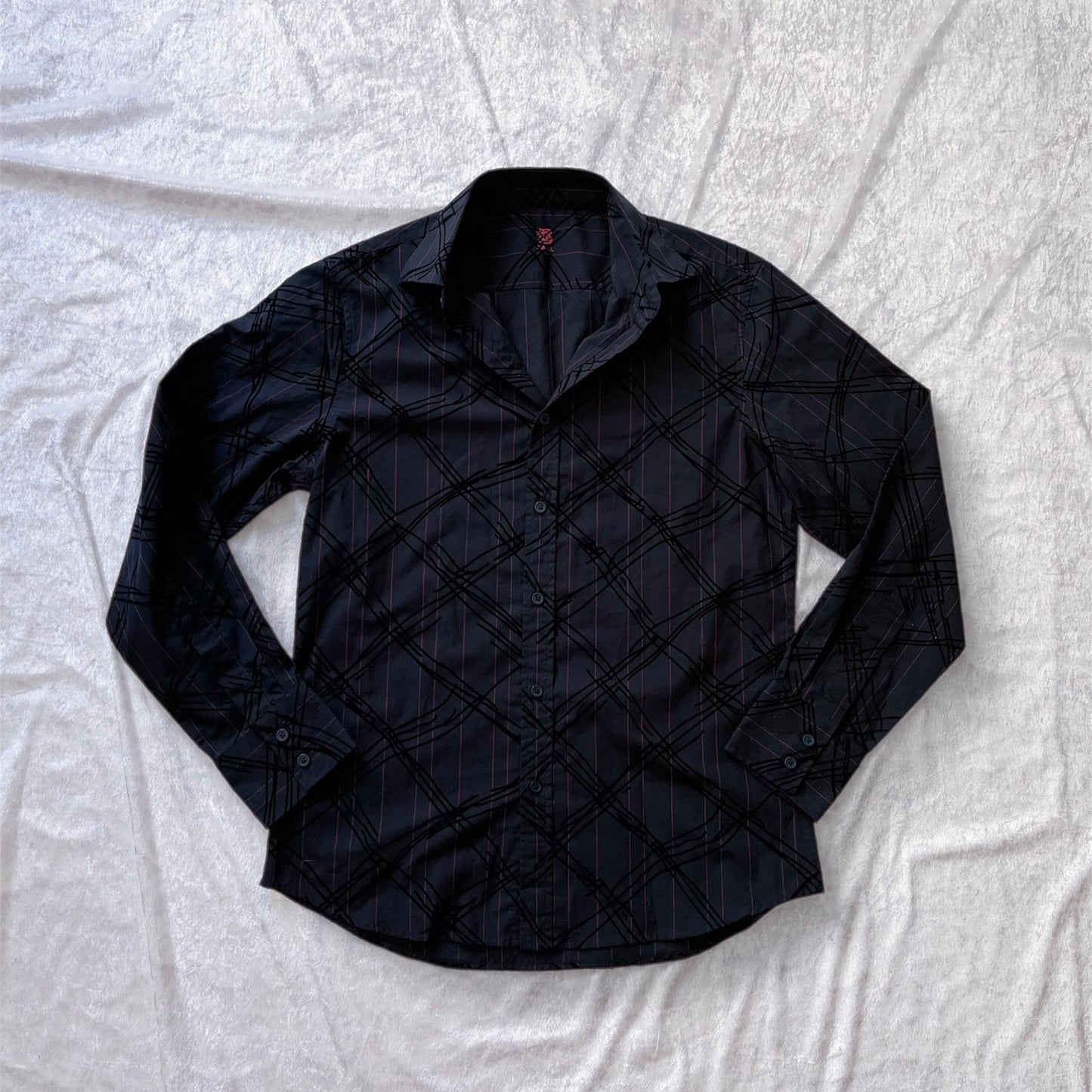 Gothic black shirt with red stripes & black embossed velvet details 🦇🩸