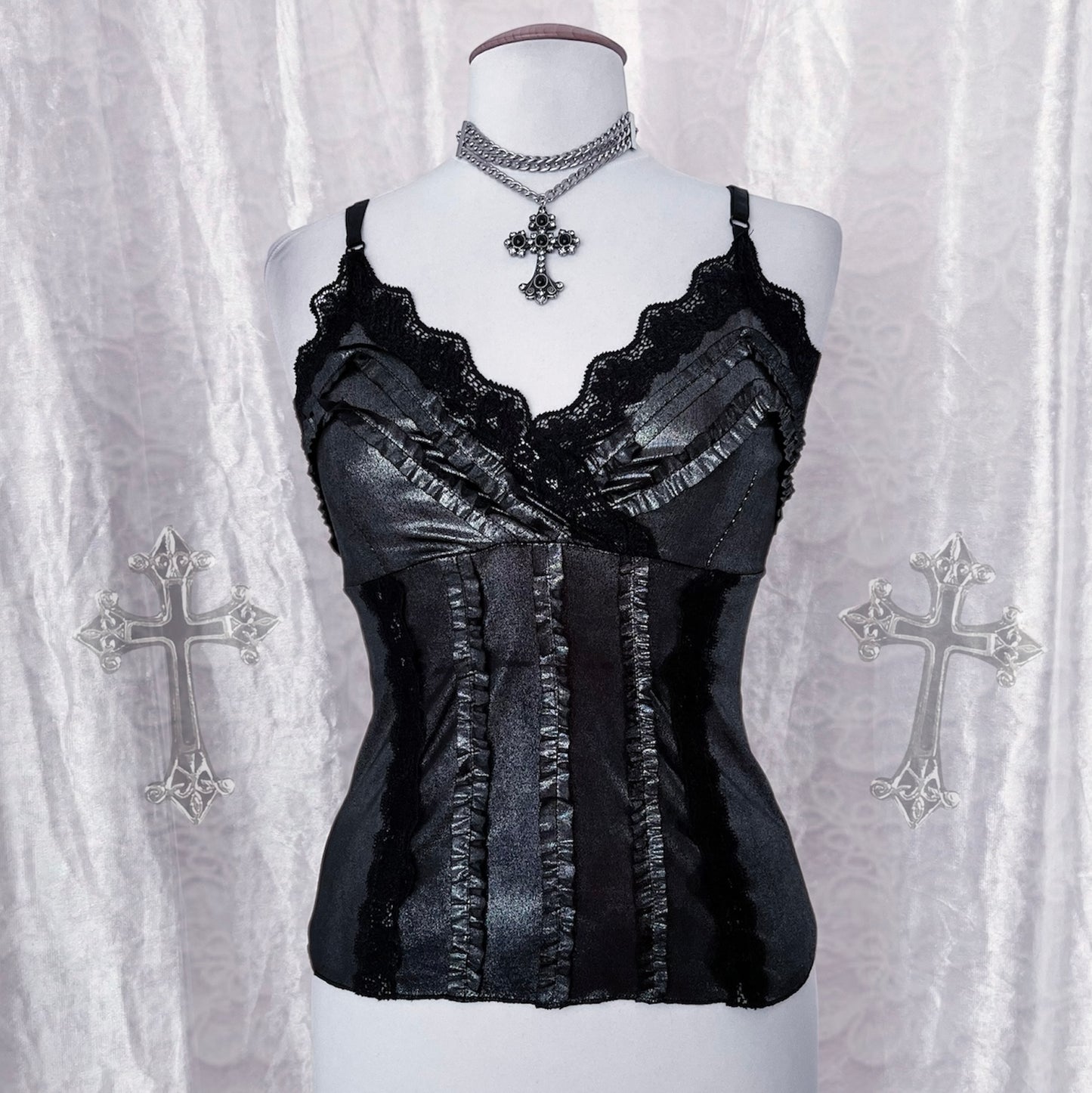 Dark coquette / Gothic silver top 🕸️🩶
