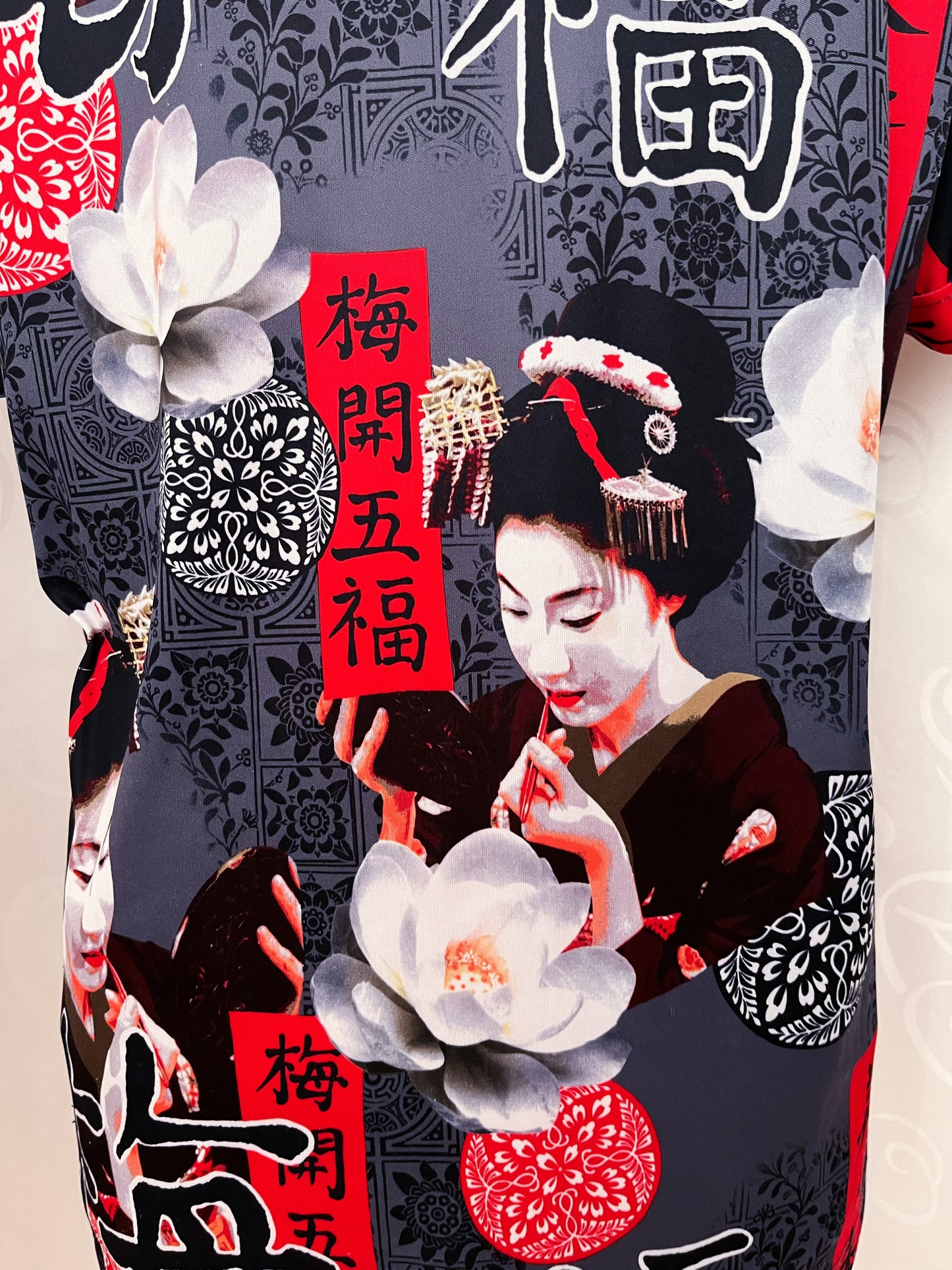 00’s Geisha clockhouse shirt 🐉
