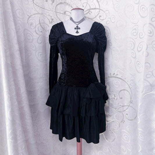 Vintage whimsy ballerina black velvet dress ๐๐ฎ