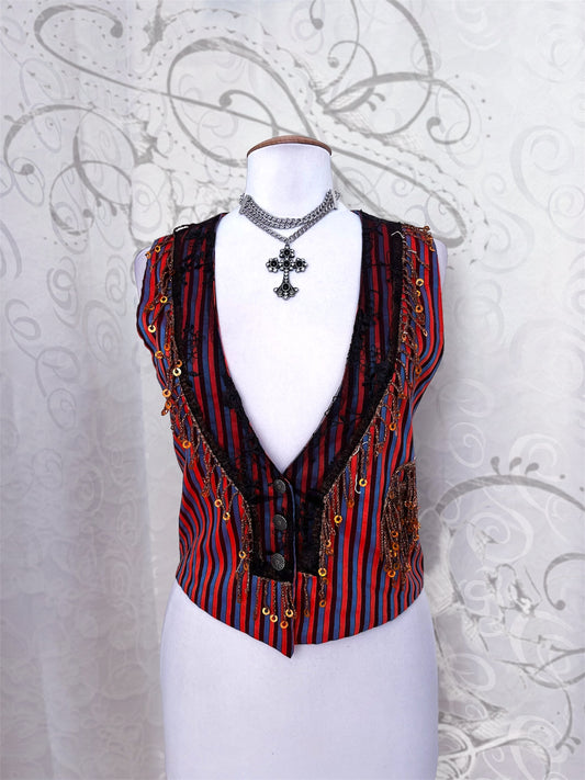00’s Iconic deadstock jester striped vest with lace & sequin details ✨🎪