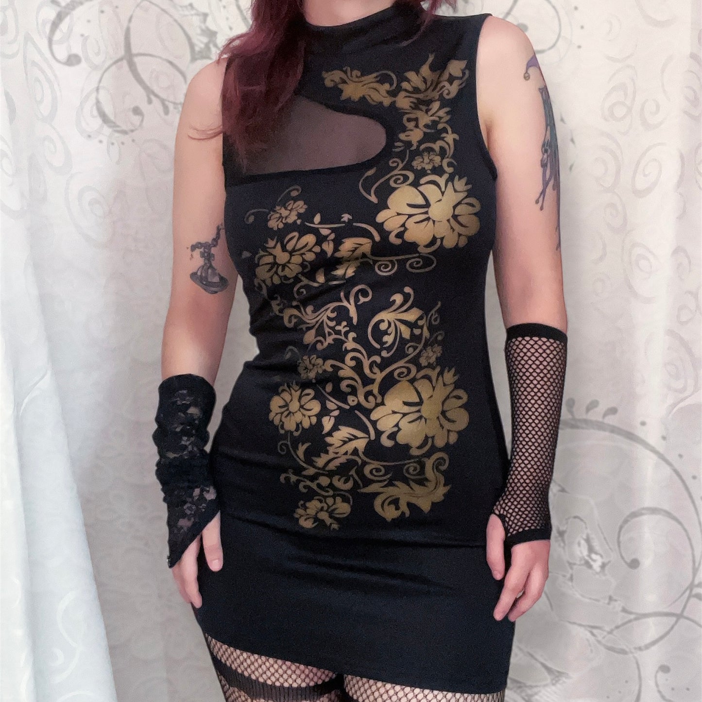 Asian style fitting dress with mesh details ✨