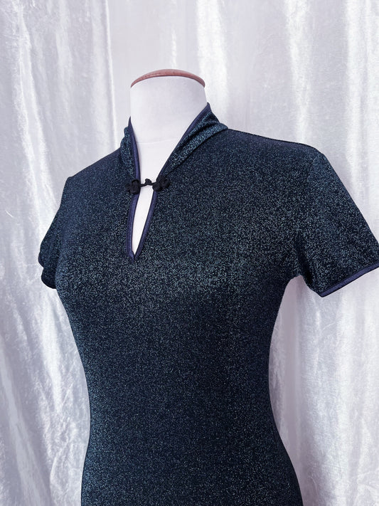 00βs Asian Qipao style dark blue shiny dress π