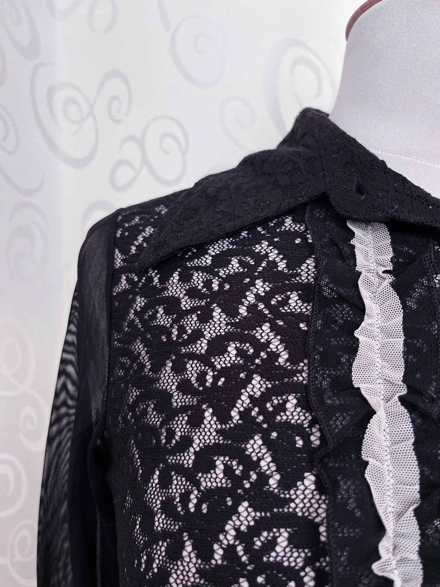 Gothic/Jirai Kei ruffle lacey & mesh Marc Aurel shirt 🌀🦇