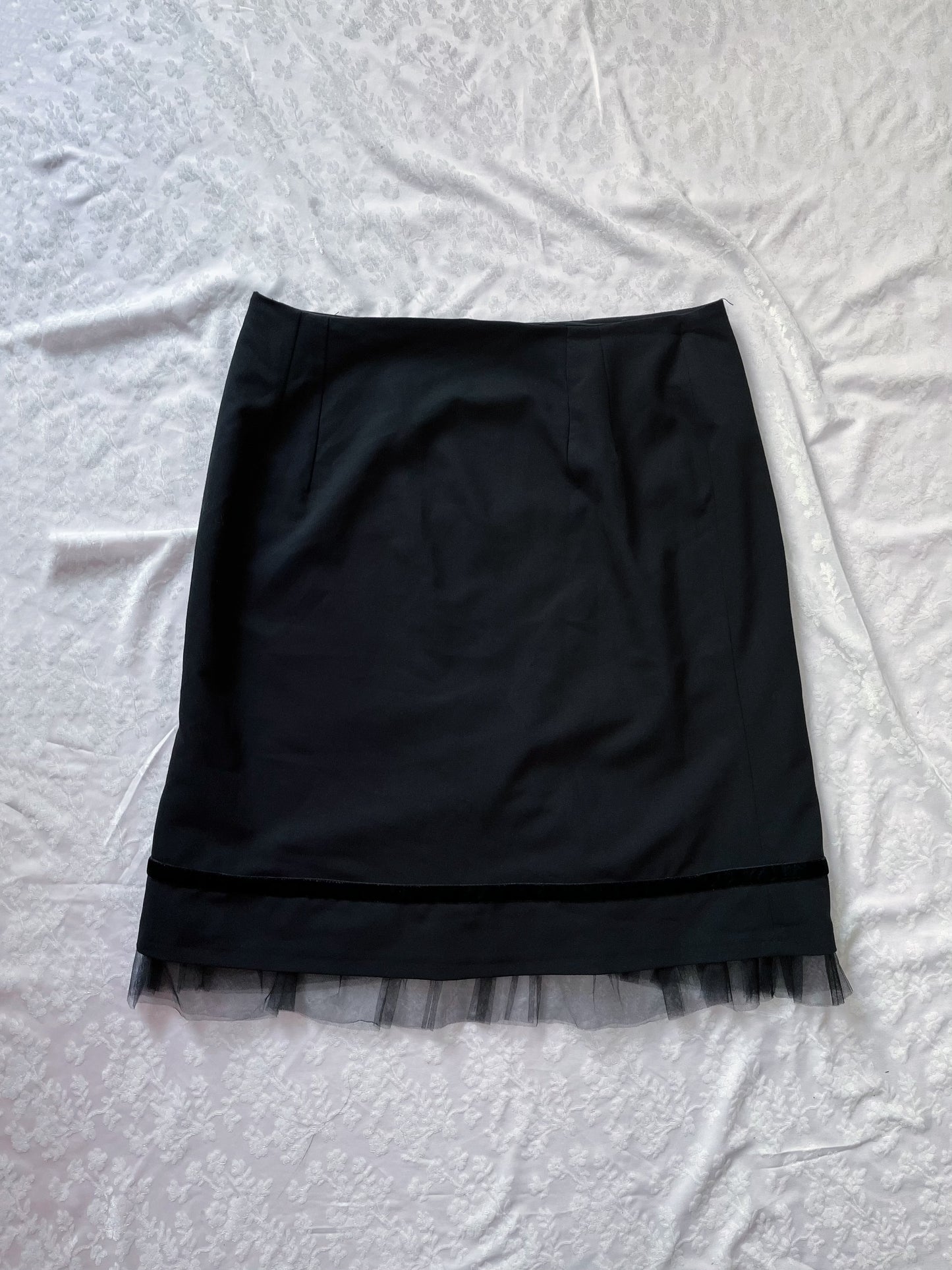 00s gothic black skirt with tulle & velvet detail