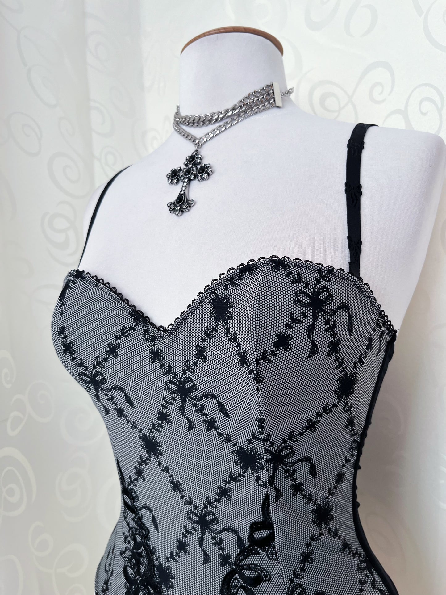 00’s dark coquette grey corset with bow print & embroidery details 🎀