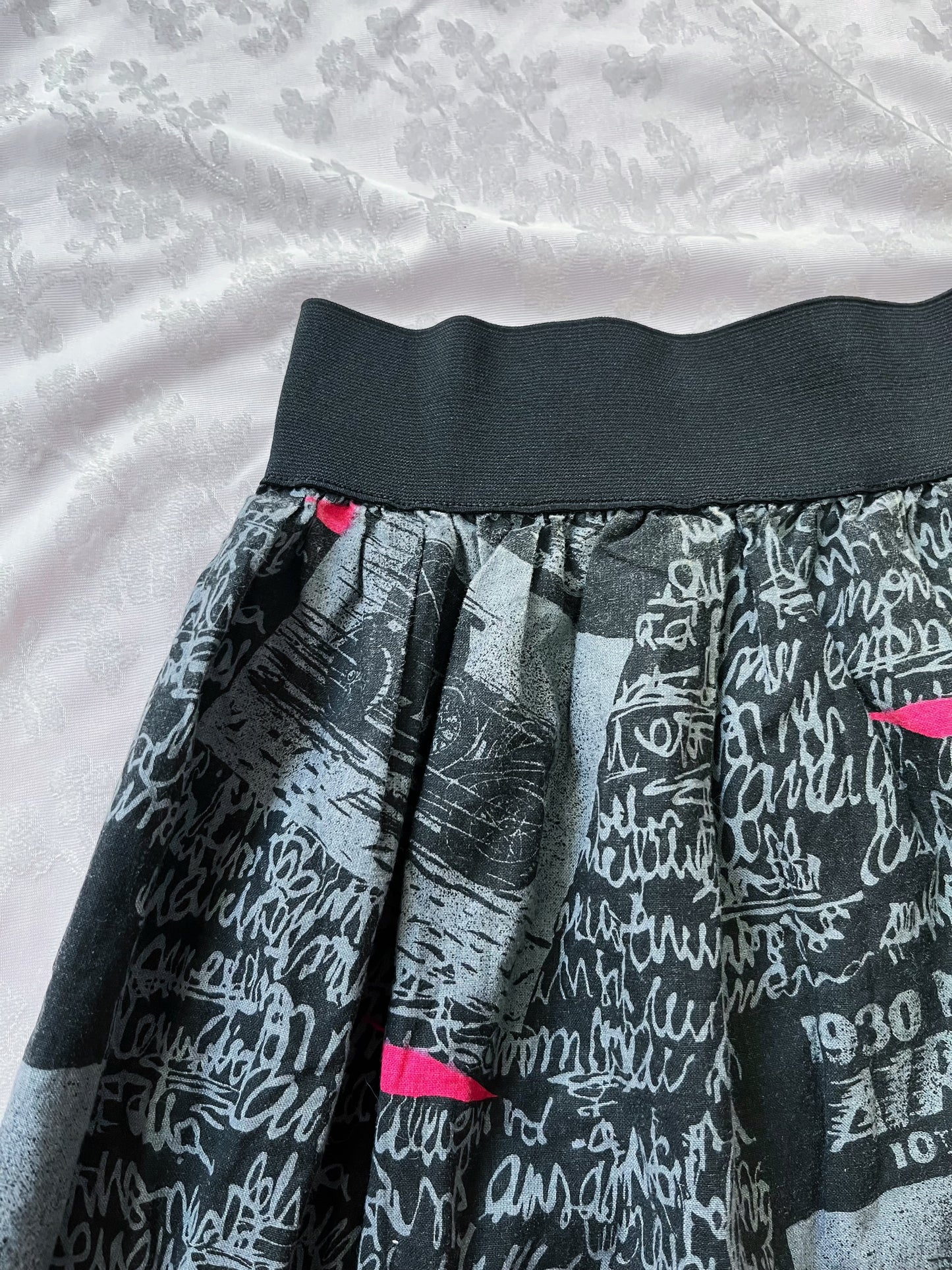 Iconic graphic skirt