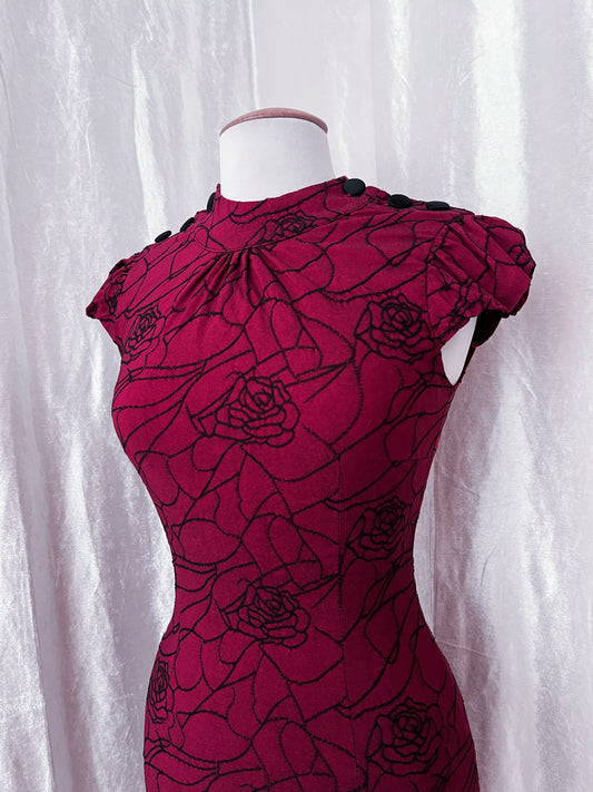 Iconic burgundy Asian style dress with embossed floral details πΉ π