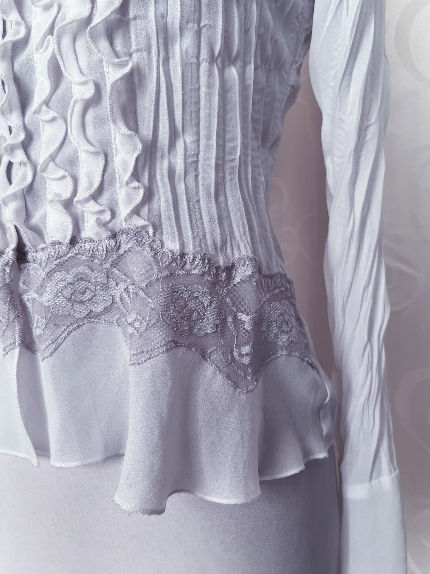 Angelic coquette ruffle mesh shirt with lace details 🪽