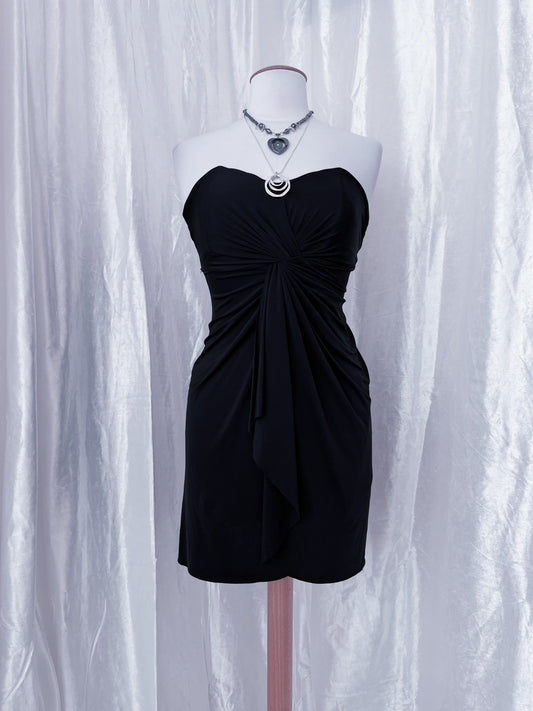 Hot little black dress