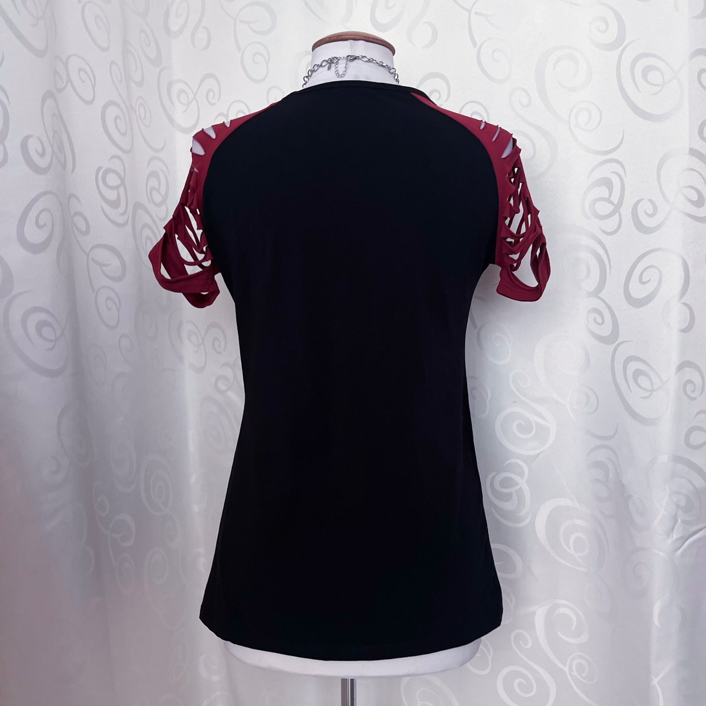 Gothicana pentagram print Tee with ripped shoulders π