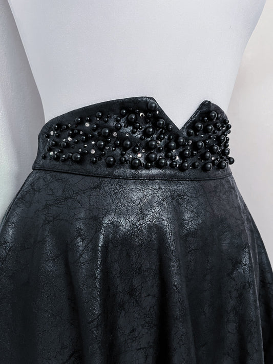 Gothic black faux leather beaded skirt π¦