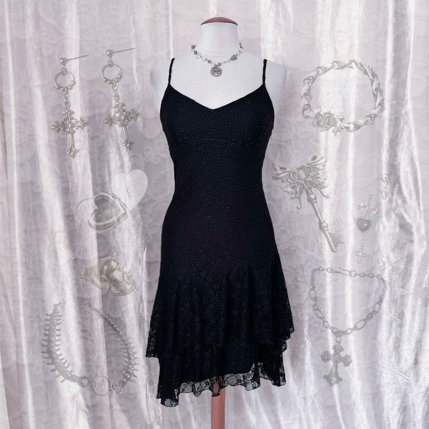 Gothic dark fairy lace dress 🧚🏼♂️🦇
