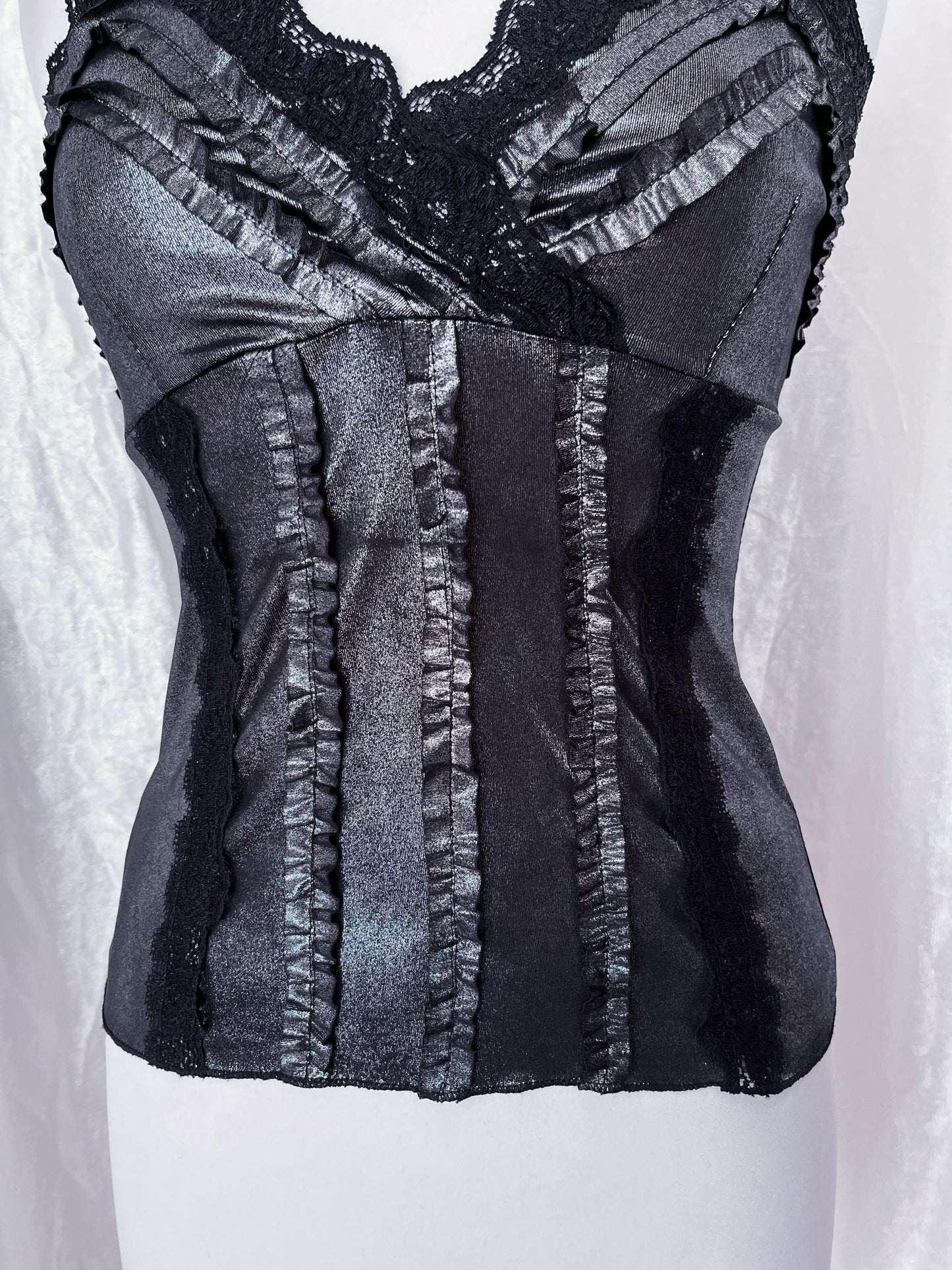 Dark coquette / Gothic silver top 🕸️🩶