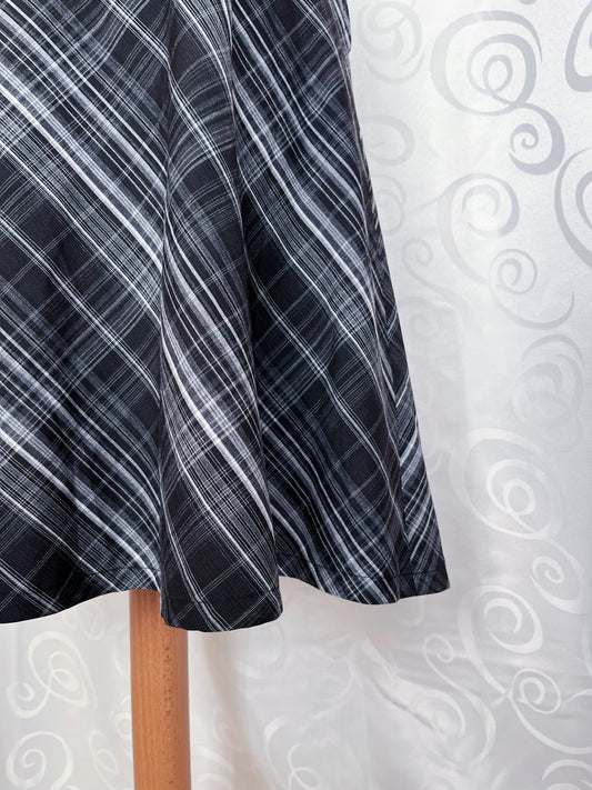 00βs grey tartan skirt π