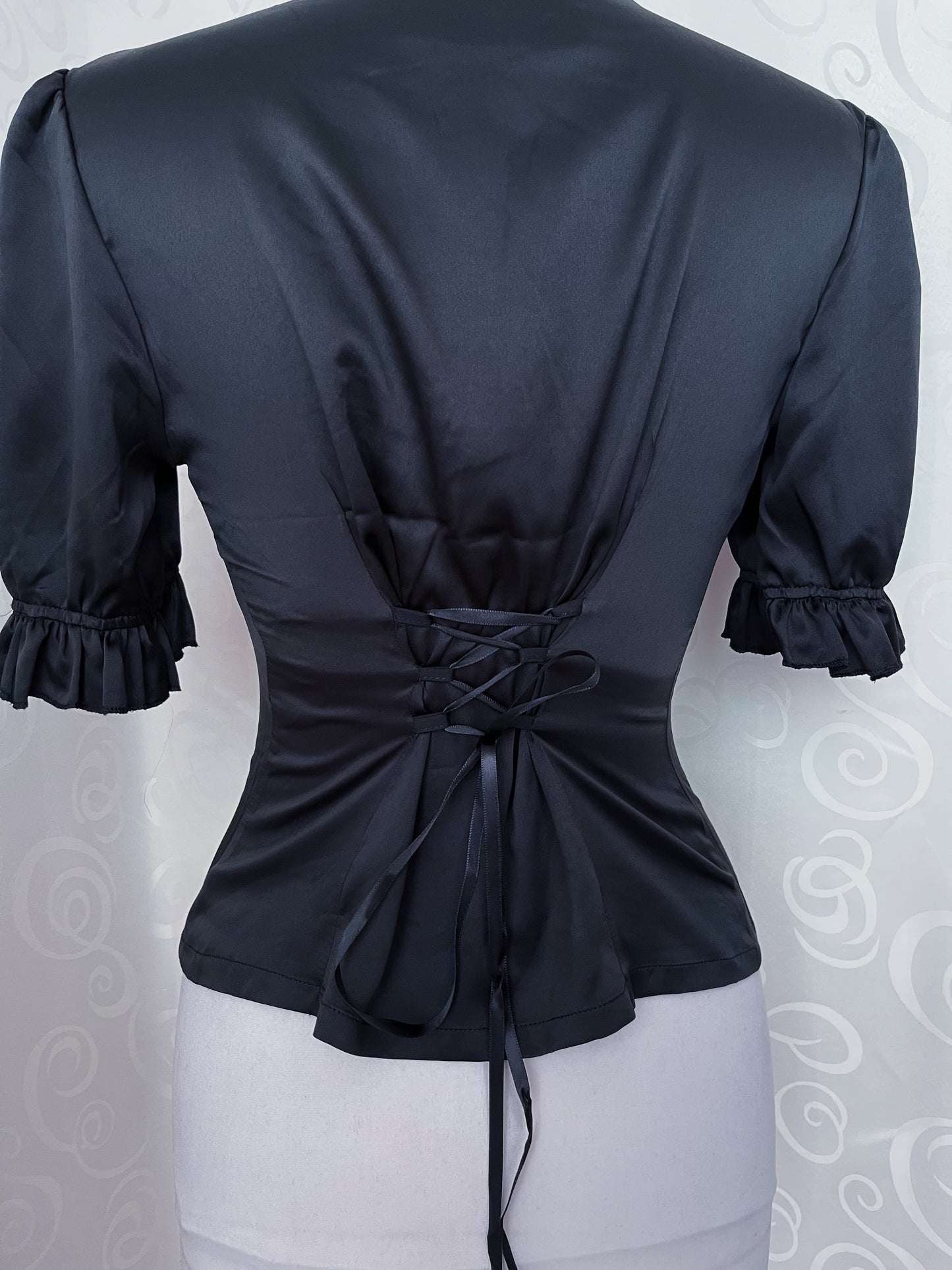 Dracula Gothic victorian style Short Sleeved Satin Keyhole Blouse ๐ค๐ฆ