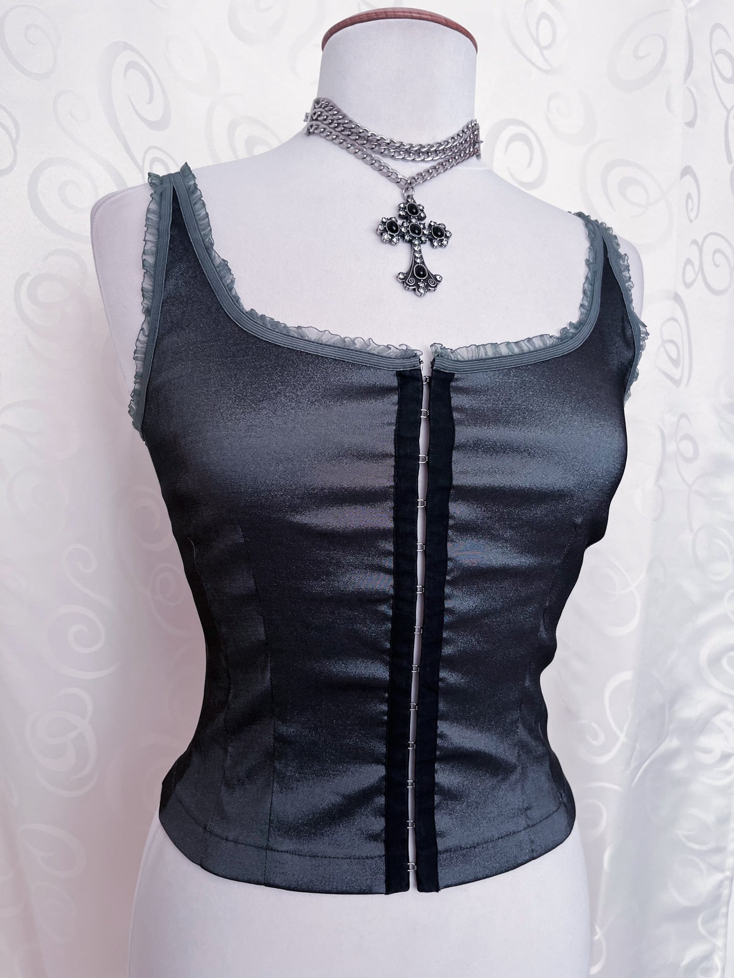 Whimsy fairy vero moda dark silver corset top 📎🩶