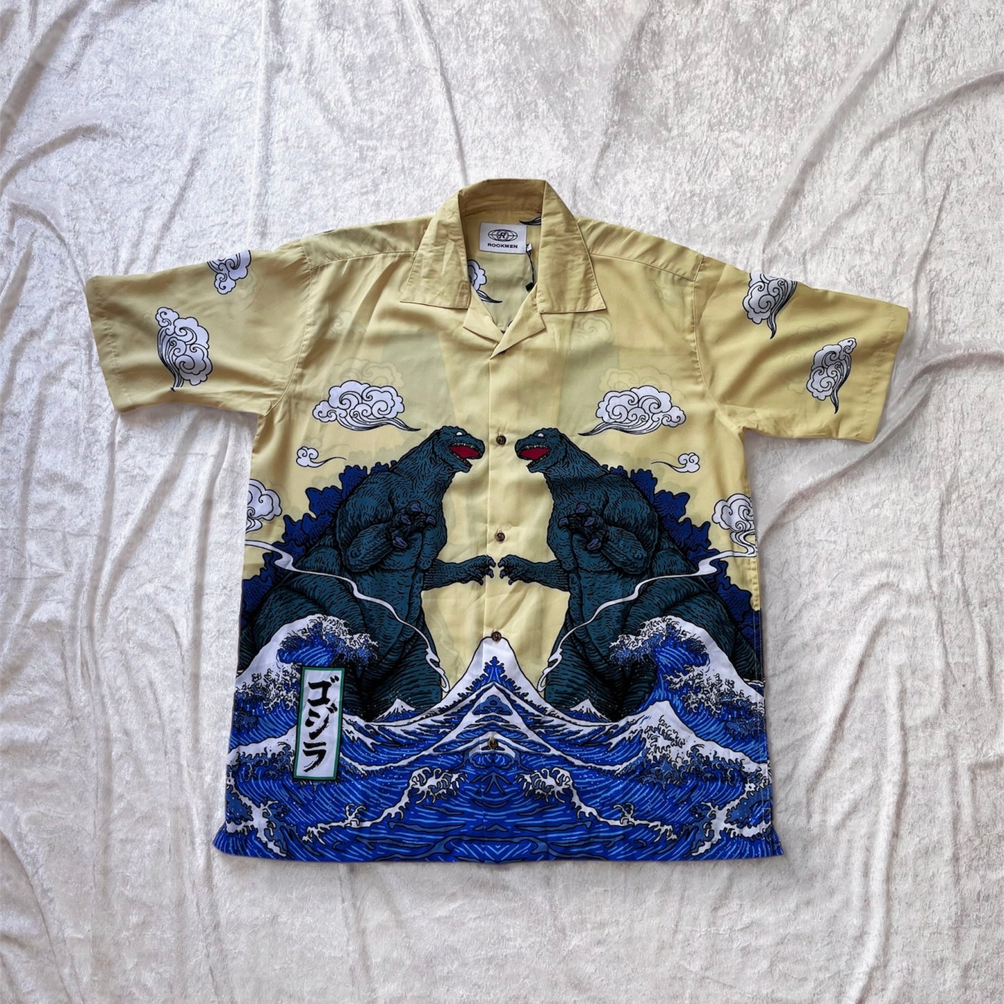 Men’s oversize Japan style Godzilla shirt 🦖🇯🇵🍥
