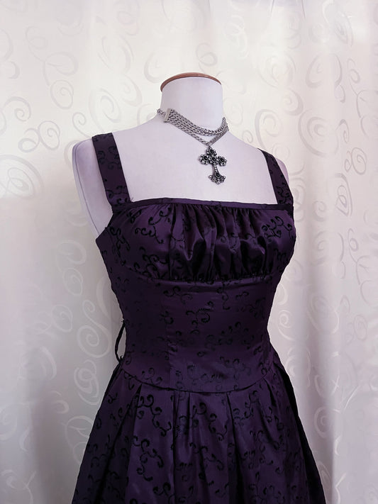 00βs whimsygoth satin purple dress with embossed velvet details ππ