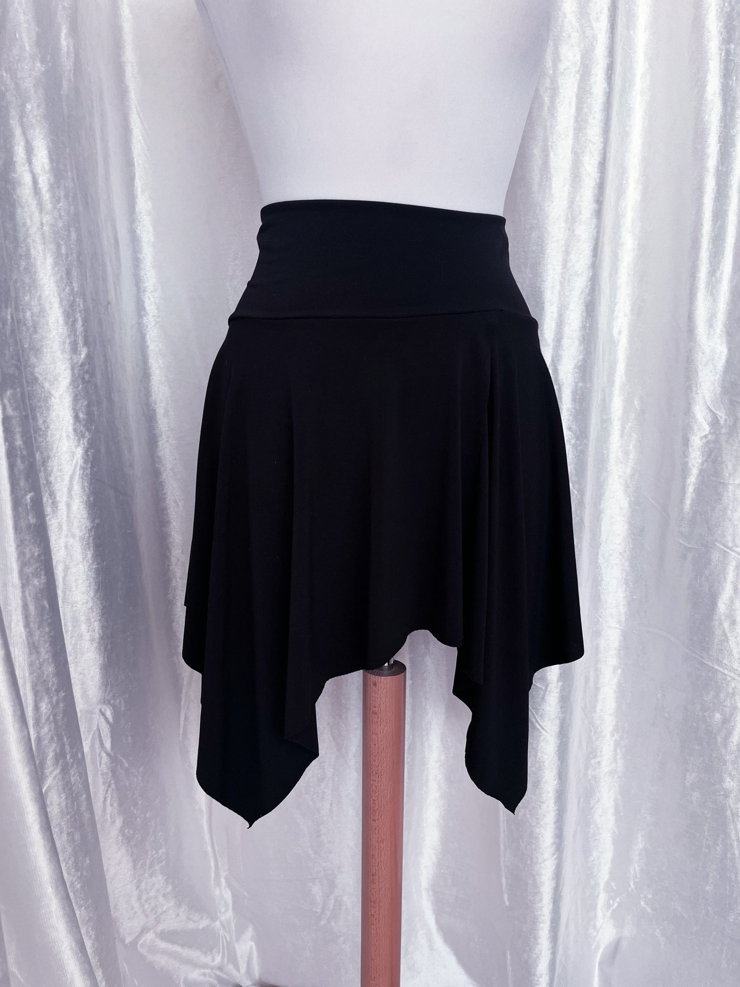Witchy black asymmetrical skirt 🔮