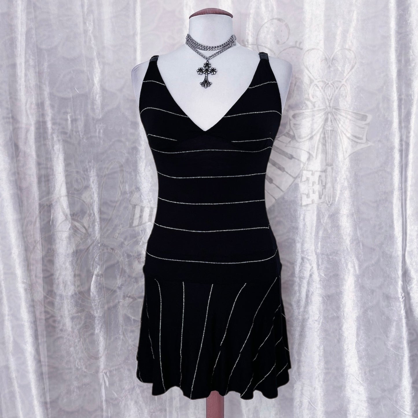 00’s fishbone striped dress ✨