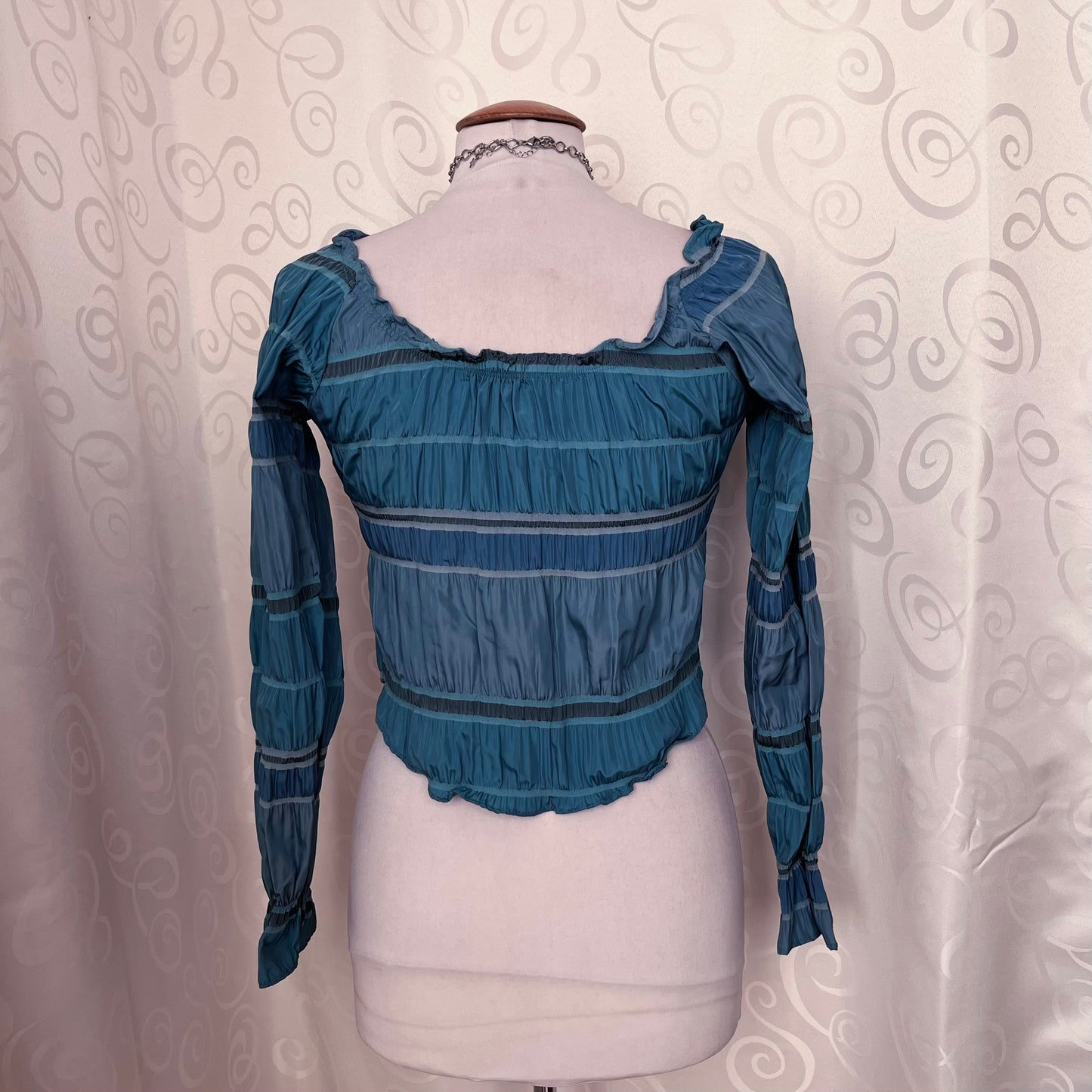 00’s deadstock blue mermaid coquette shirt that closes with metal hooks 💜🌀