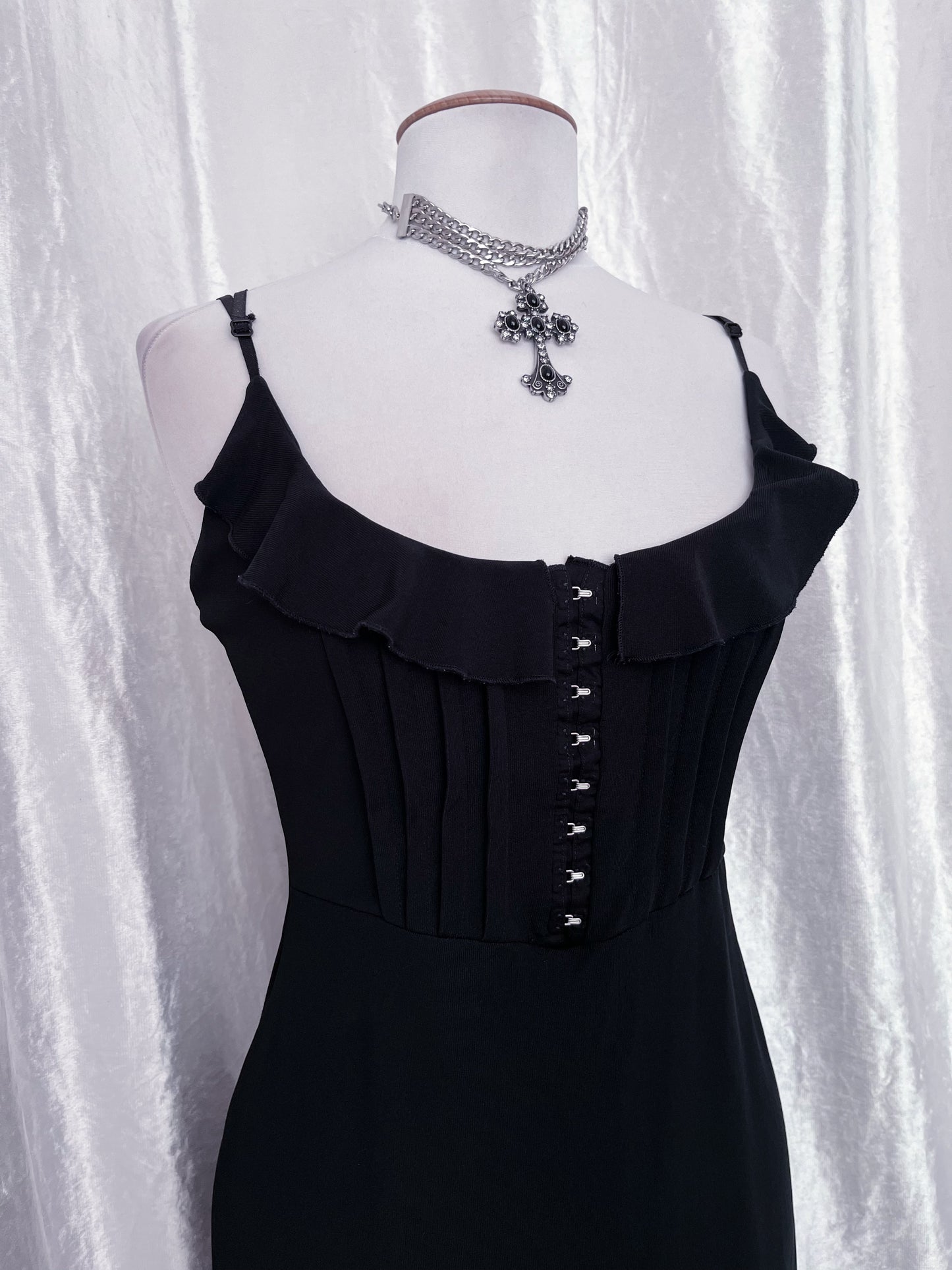 Gothic fairy asymmetrical mesh dress 🦇˚₊‧⁺⋆♱