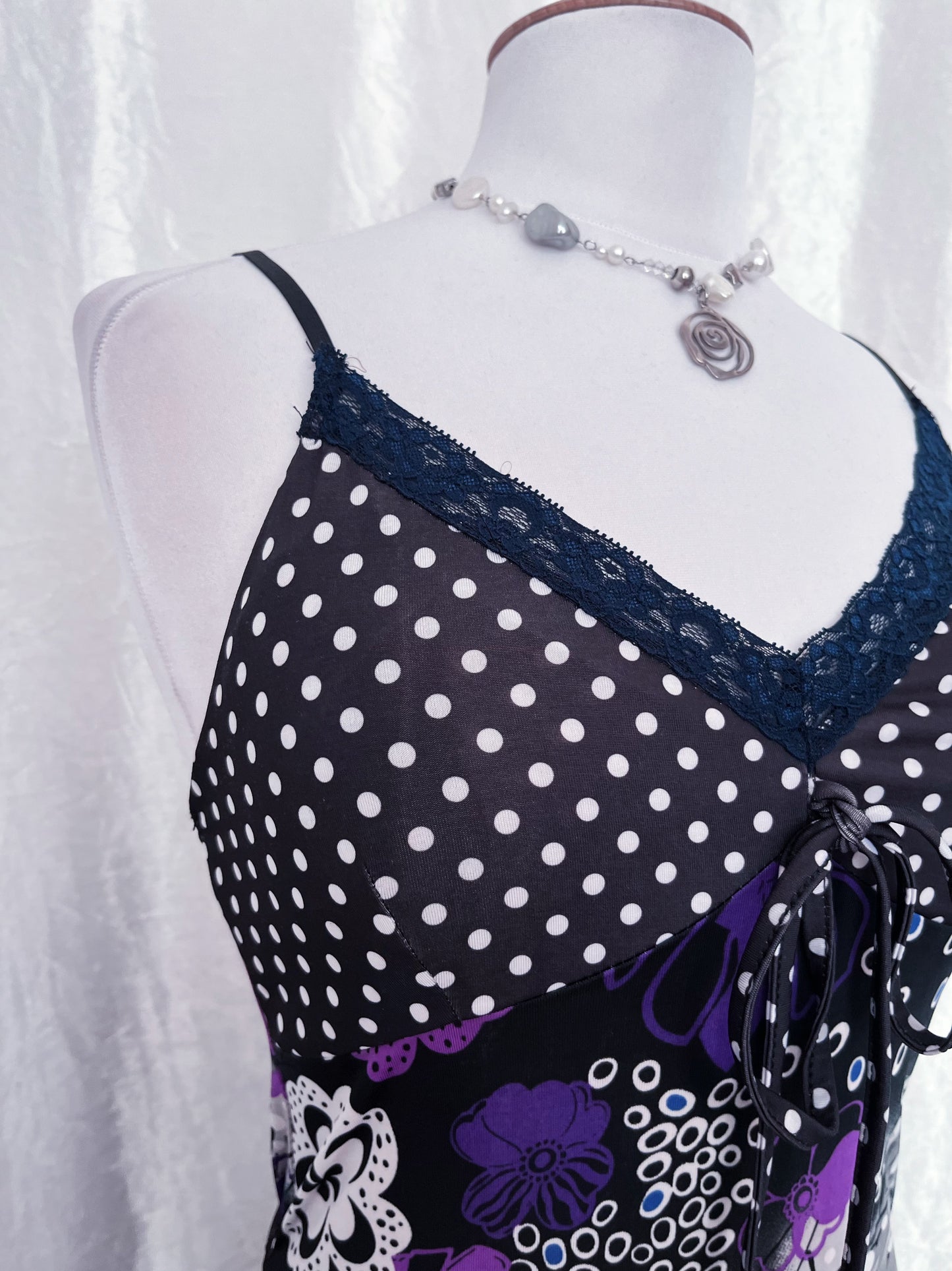Gothic summer floral & polka dress with lace trim detail 🕷️💜