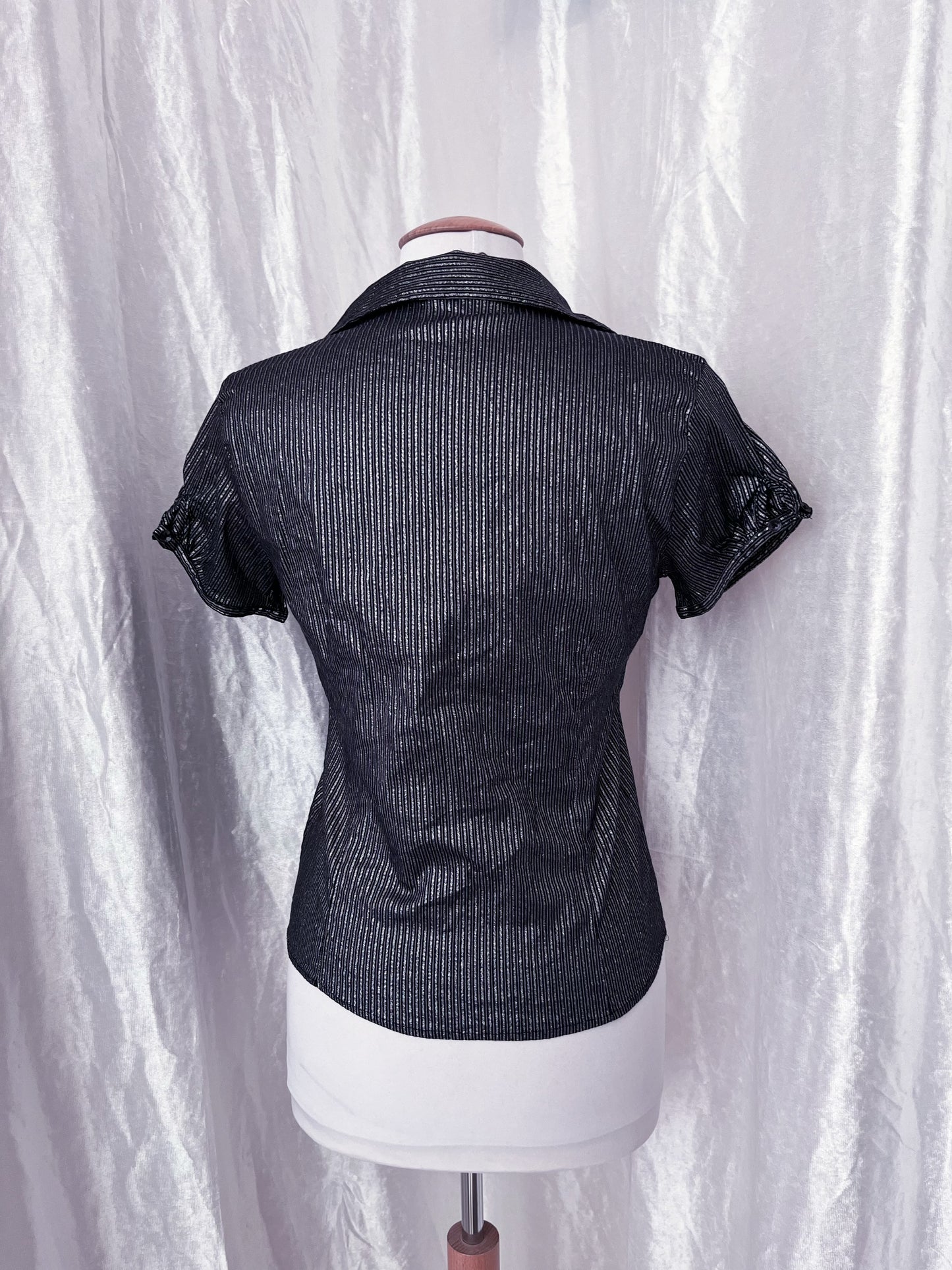 Gothic silver striped shirt ๐ธ๏ธ๐