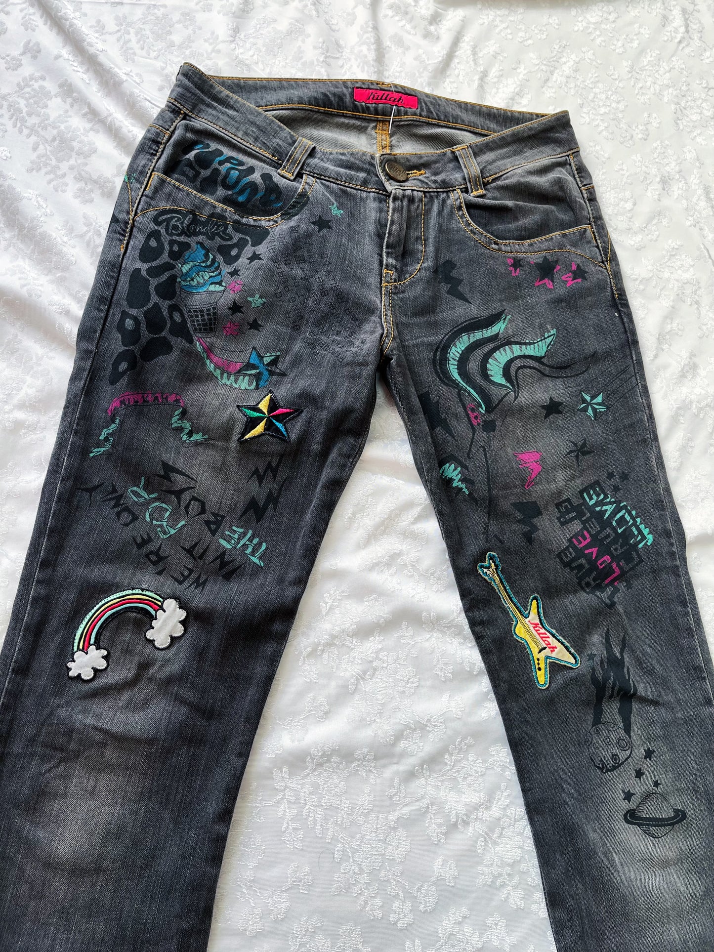 00’s Killah jeans with graffiti y2k details
