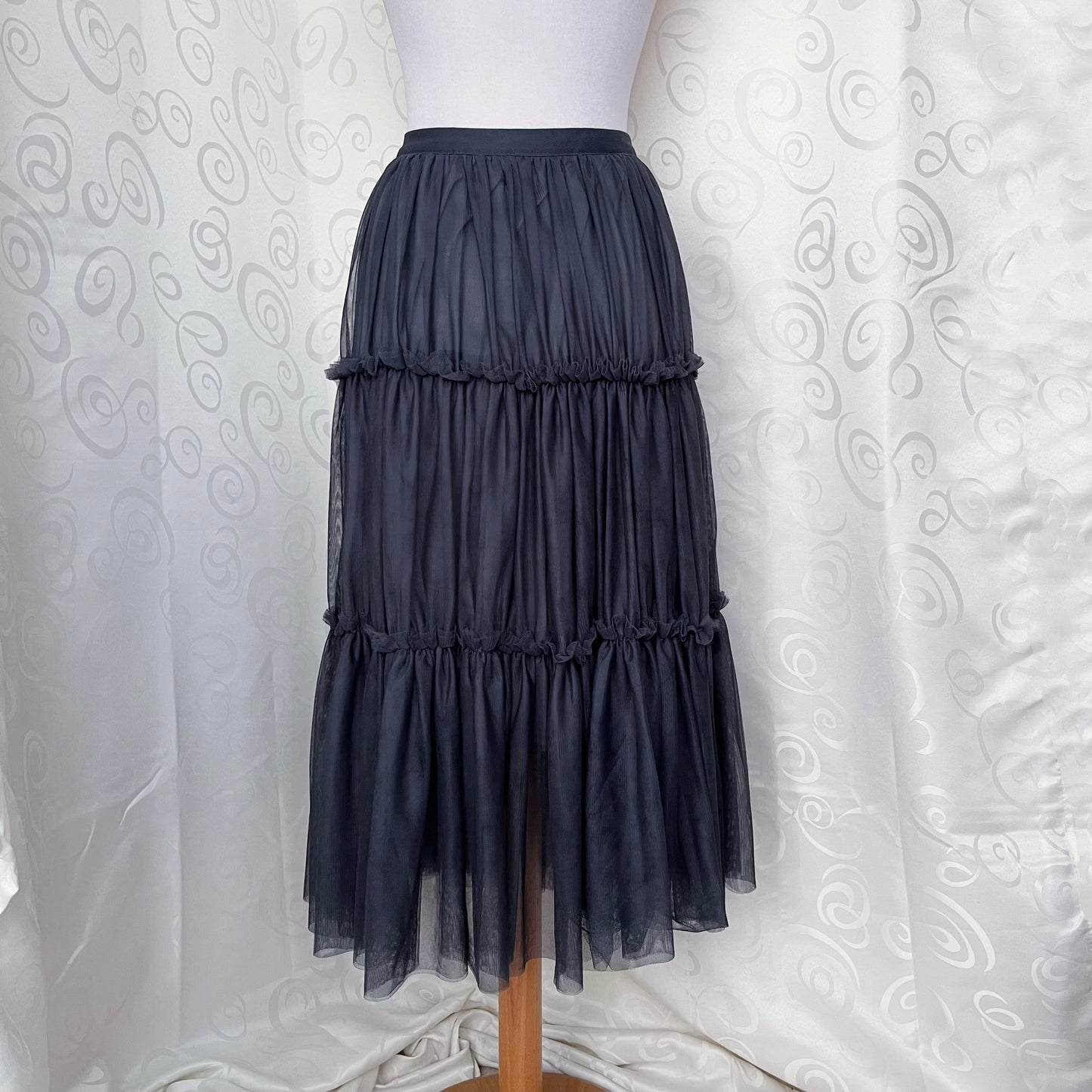 Whimsygoth grey tulle/mesh skirt ππ¦