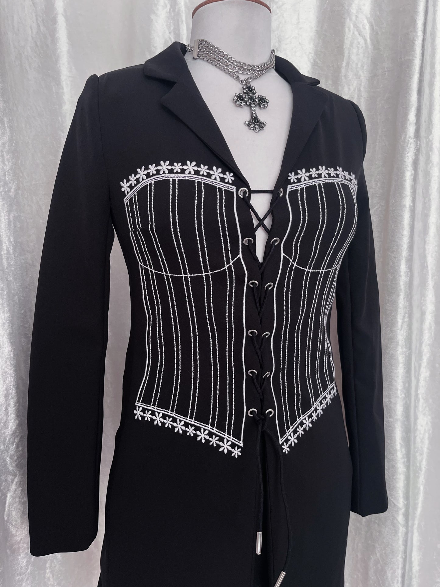 Gothic blazer dress with corset print embroidery & lace up 🎀🦇