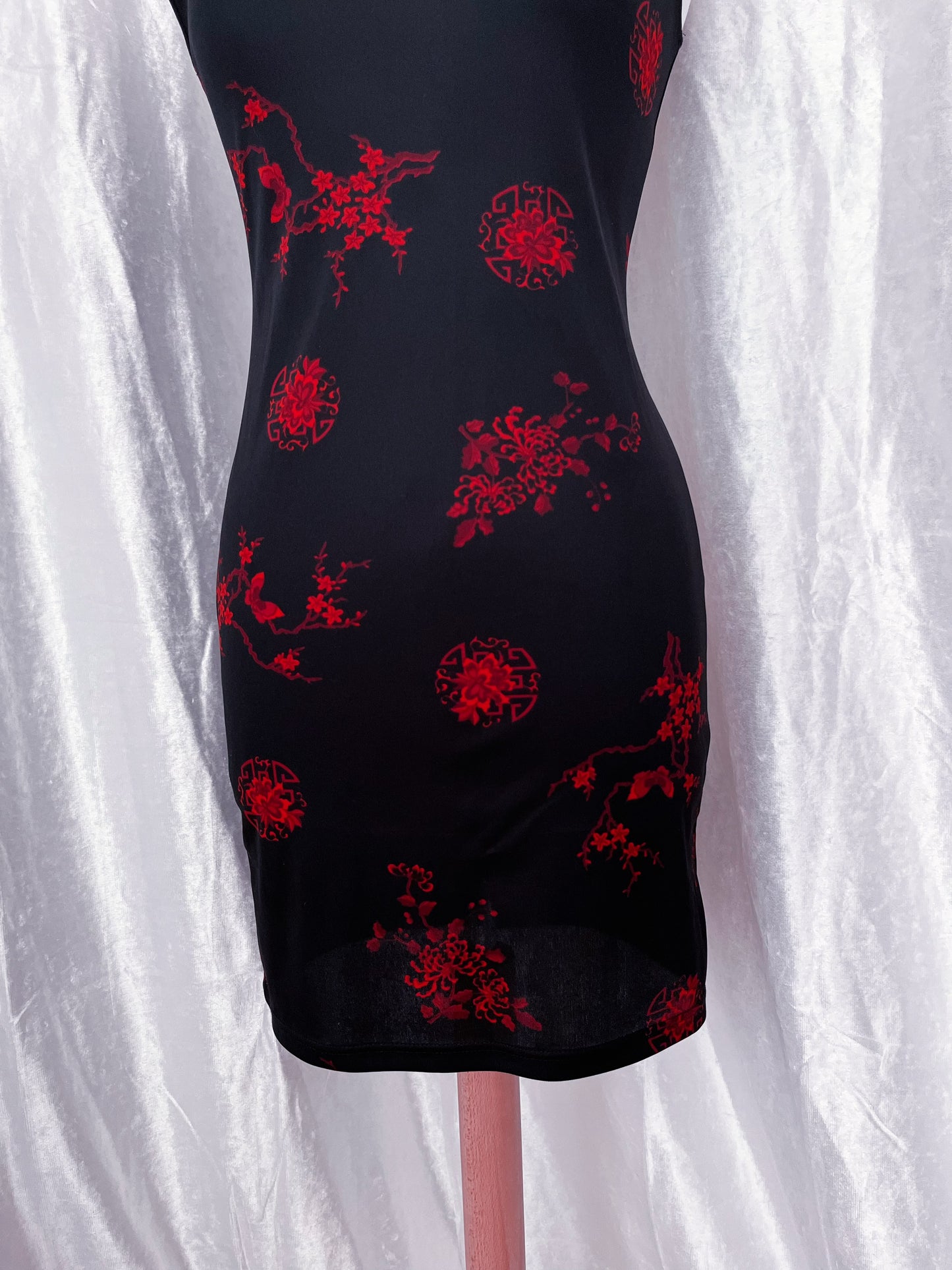 Pimkie asian Qipao style dress with red print details 🐉
