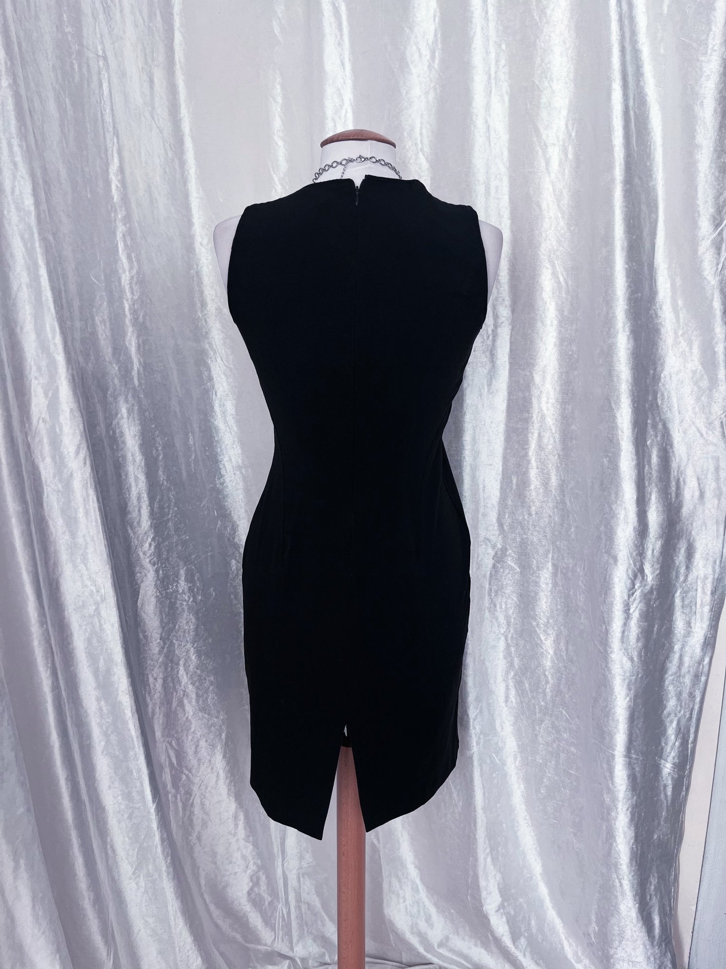 00’s Gothic black fitting dress 🦇