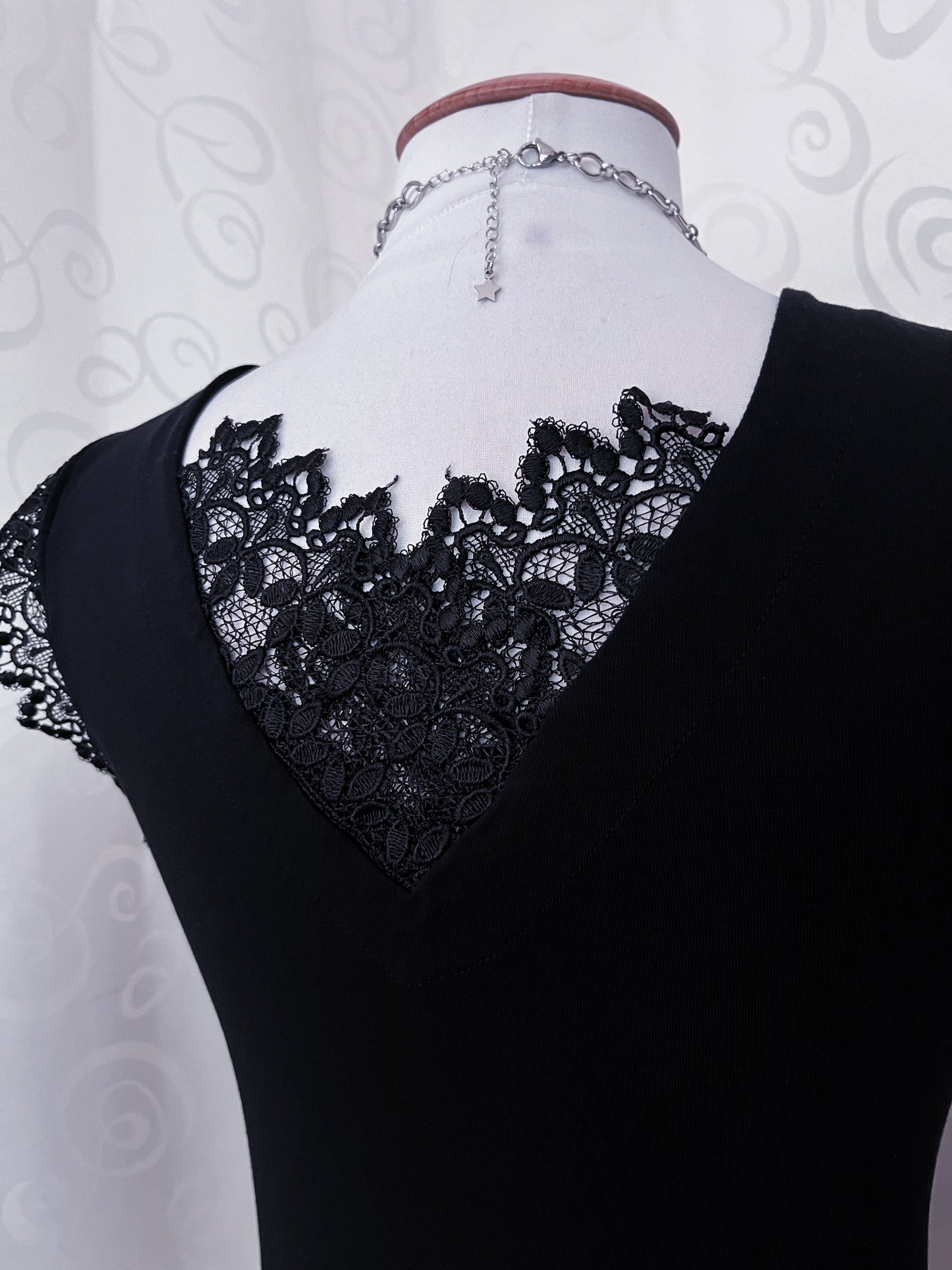 Witchy black top with embroidered cut-out detail 🕷️🕸️