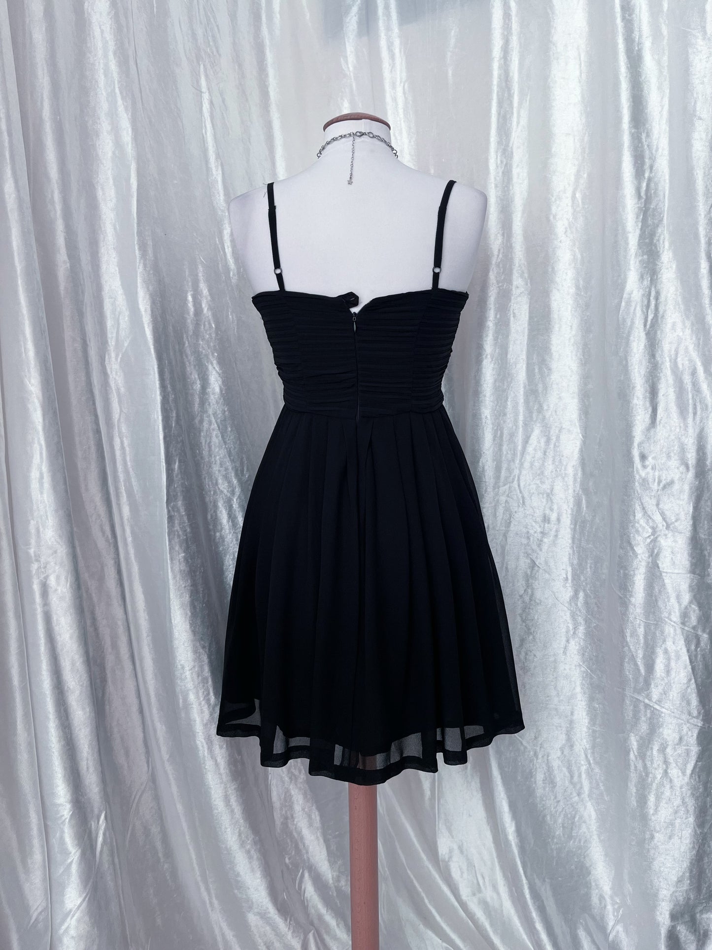 Dark whimsy black dress π€π¦