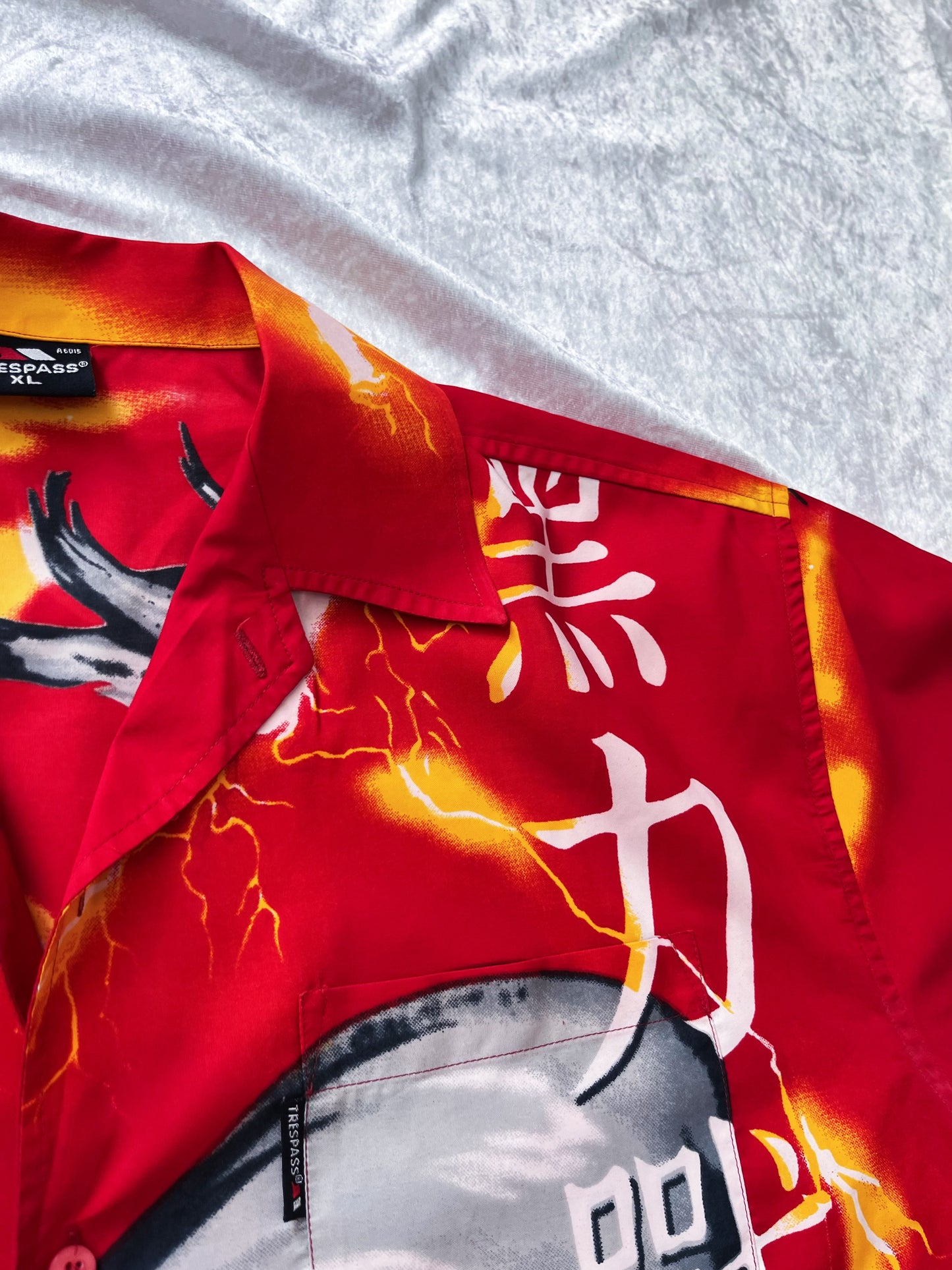 Insane vintage rare Samurai shirt 🍥🗡️