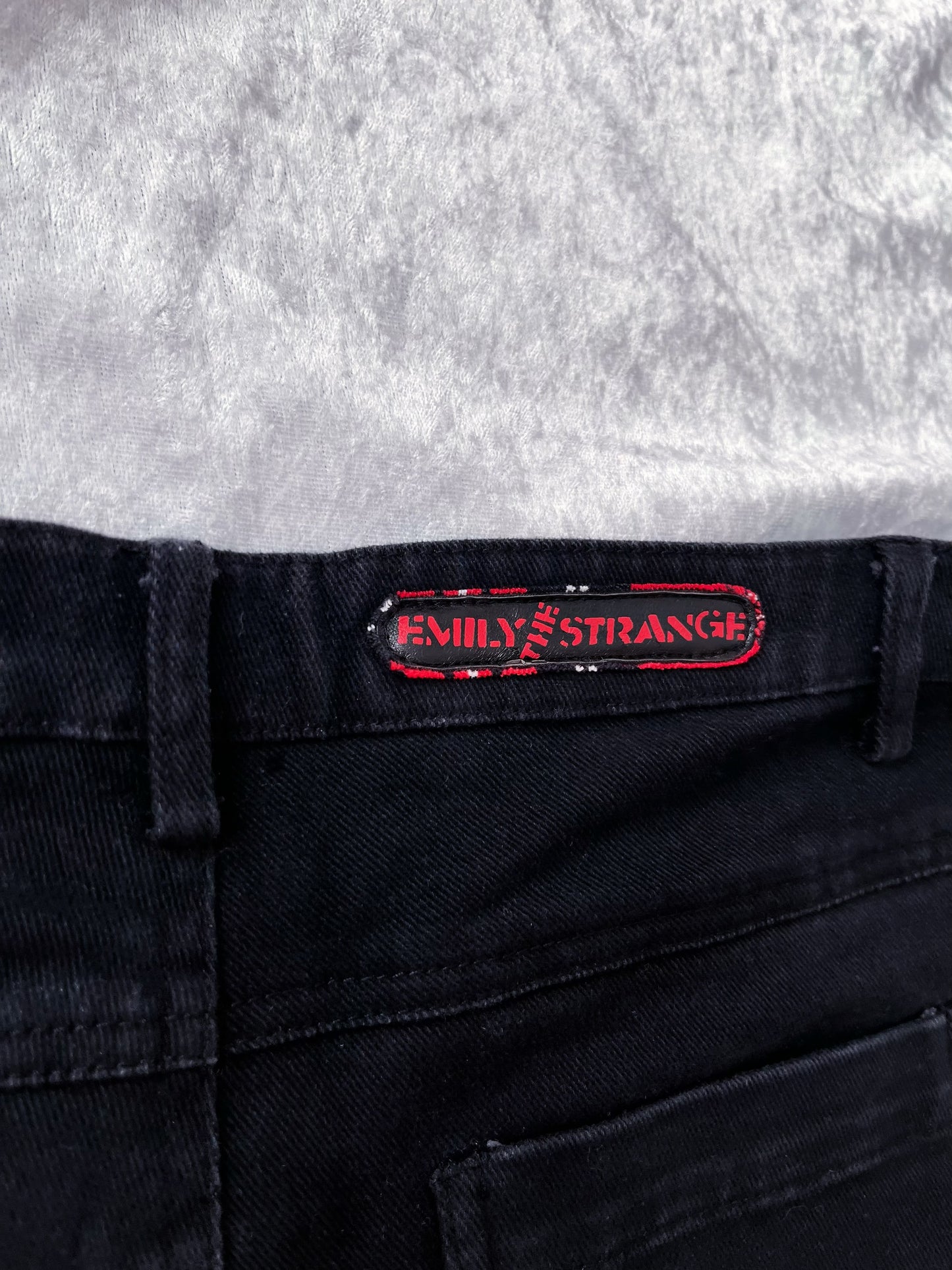 00βs Emily the Strange low-waisted lace-up jeans πΈπ