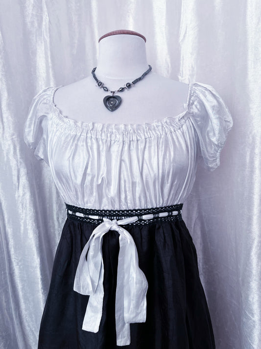 00βs milkmaid gothic coquette dress β.ΰ³ΰΏ*:ο½₯