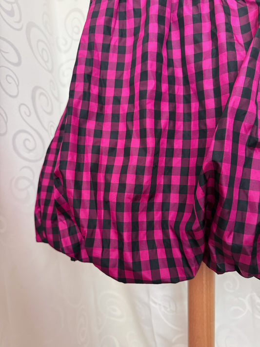 Iconic emo/scene checked balloon skirt ππΈ