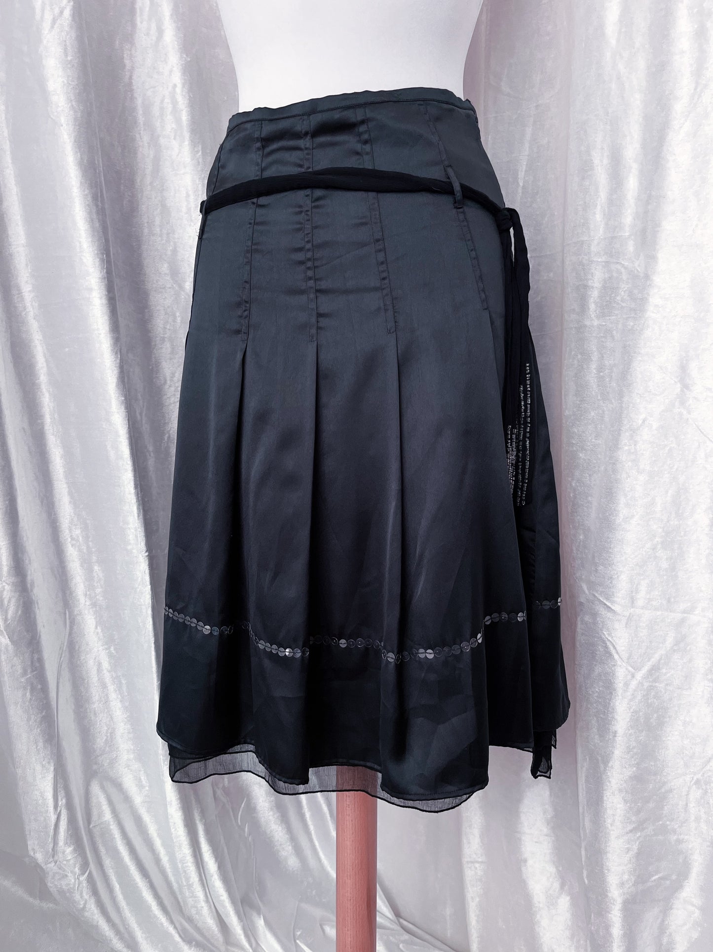 Whimsy black midi skirt with sequin & tulle detail 🕸️