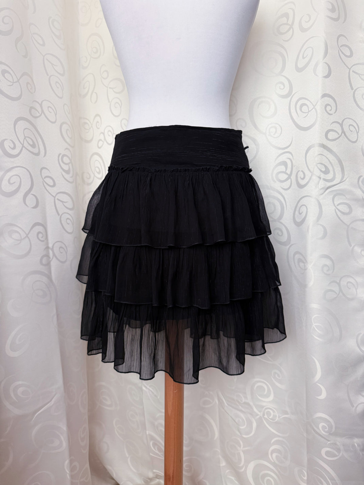 Horror Protagonist/Dark Coquette style black ruffle mesh skirt 🦇