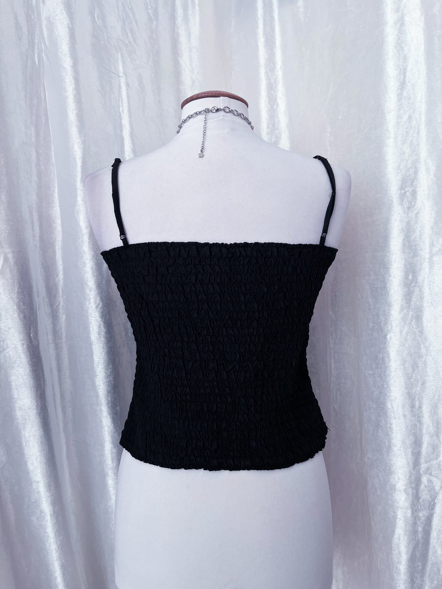 00’s gothic black top 🕷️