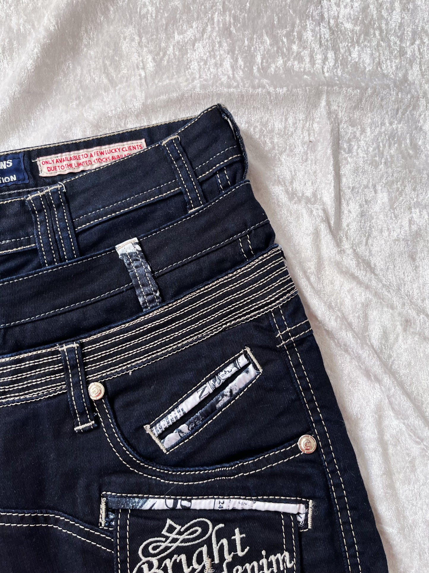 Limited Edition Men’s Bright Jeans rare jeans 🎸